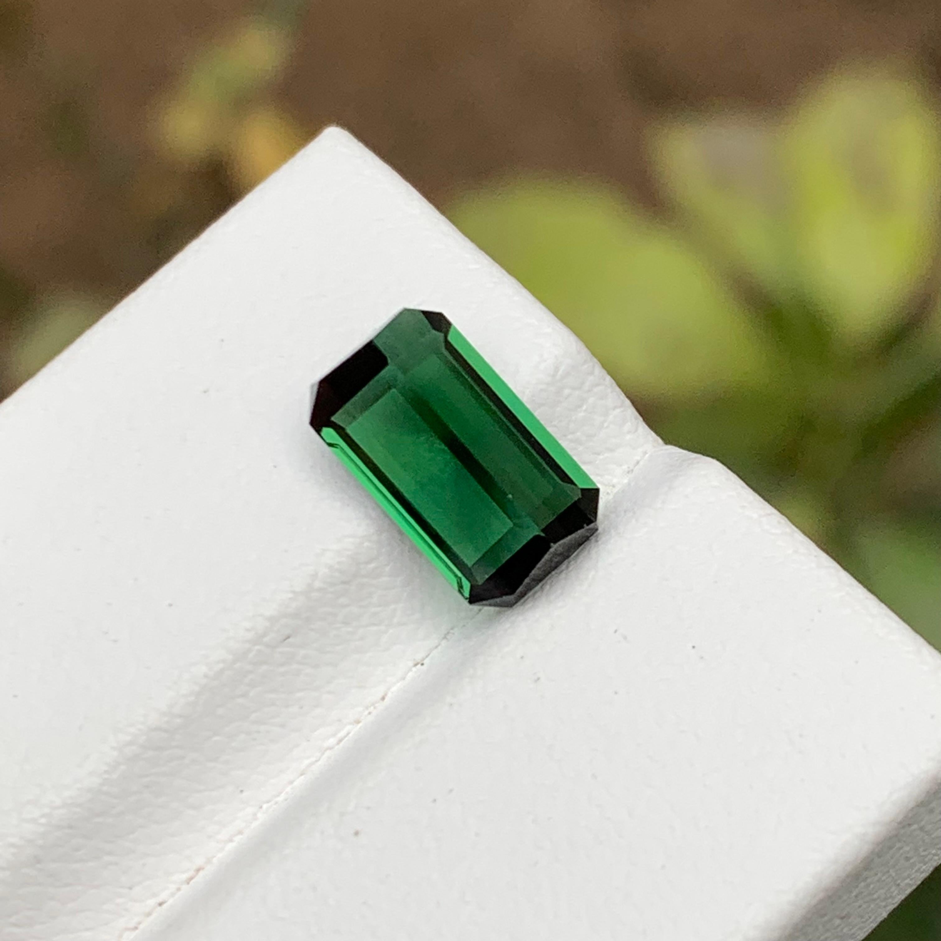 Contemporary Rare Deep Green Natural Tourmaline Gemstone 2.95 Ct Emerald Cut for Ring/Pendant For Sale