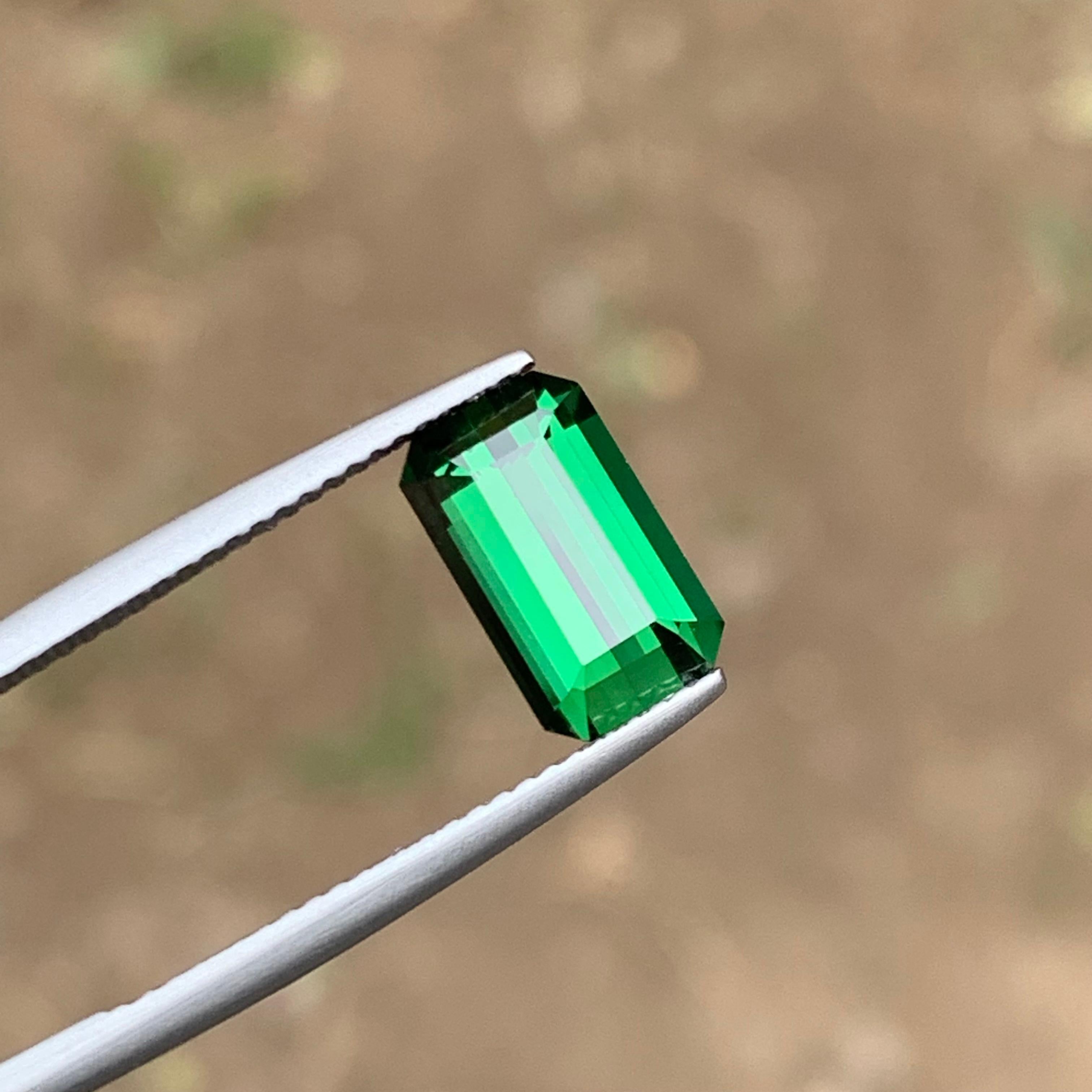 Rare Deep Green Natural Tourmaline Gemstone 2.95 Ct Emerald Cut for Ring/Pendant For Sale 1
