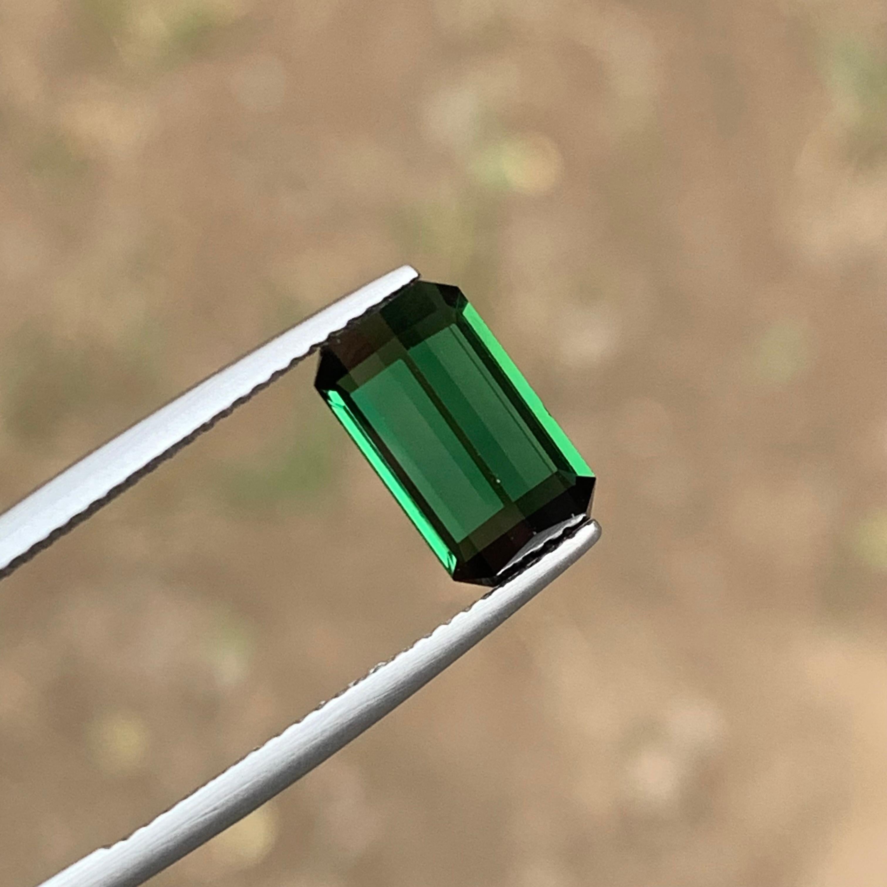Rare Deep Green Natural Tourmaline Gemstone 2.95 Ct Emerald Cut for Ring/Pendant For Sale 3