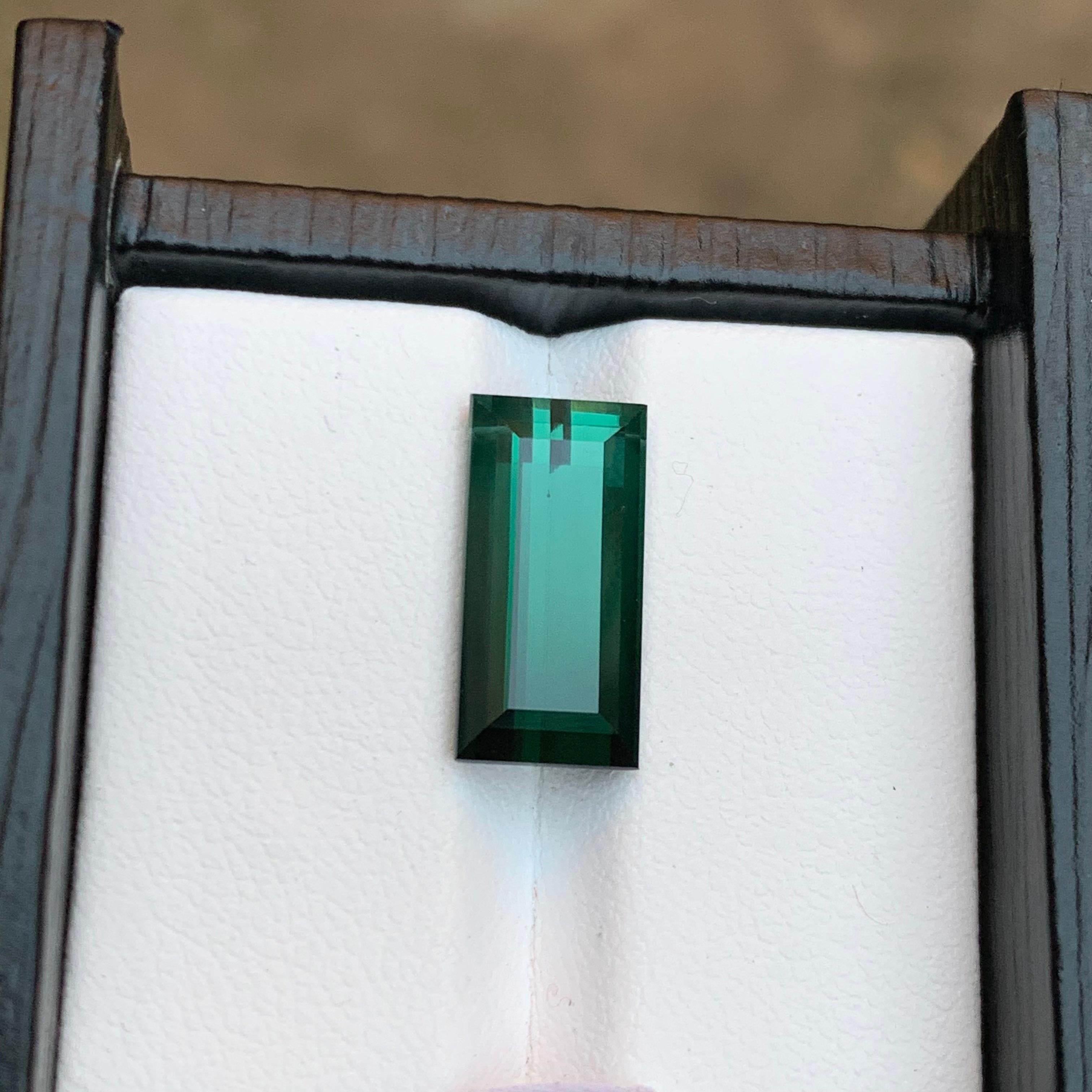 Rare Deep Rich Bluish Green Natural Tourmaline Gemstone, 6.45 Ct Baguette Shape For Sale 8