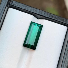 Bague de tourmaline naturelle bicolore vert bleuté profond 6,45 carats taille baguette