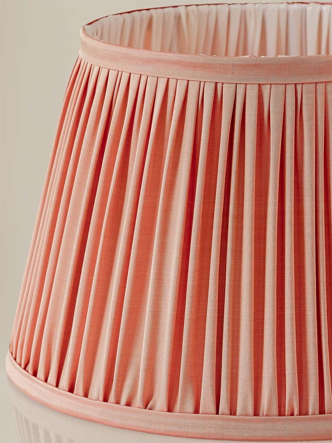 Hand-Painted Rare Delft Green Table Lamp (1950-1970) with New Pleated Peach Silk Shade