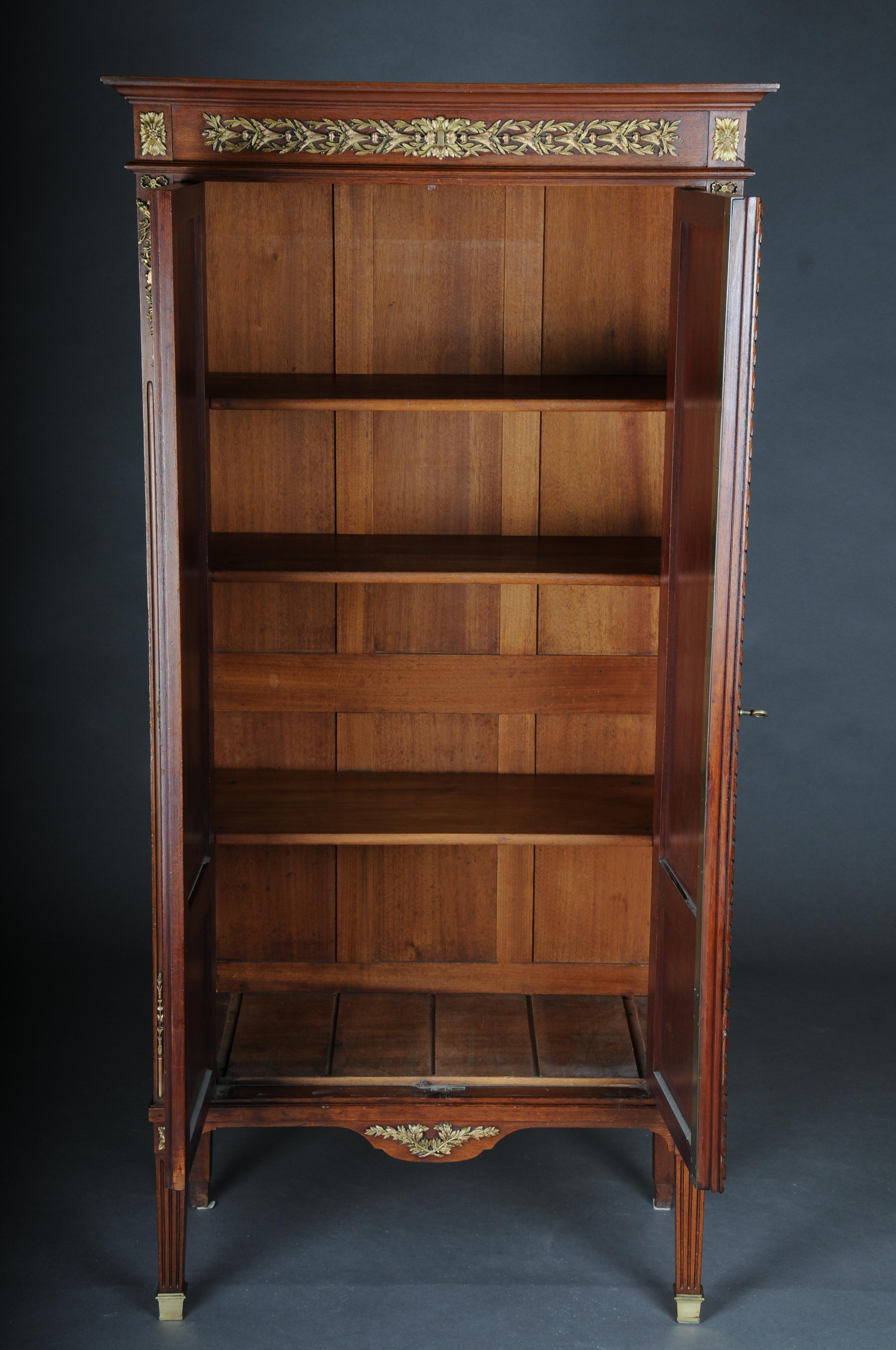Rare delicate mahogany music cabinet around 1880, Louis XVI For Sale 3
