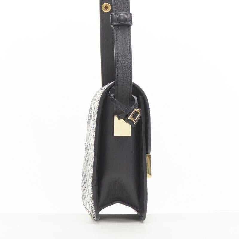 rara DELVAUX Le Madame negro oro pintado aerosol escamas cuero crossbody caja bolsa en Bueno estado para la venta en Hong Kong, NT