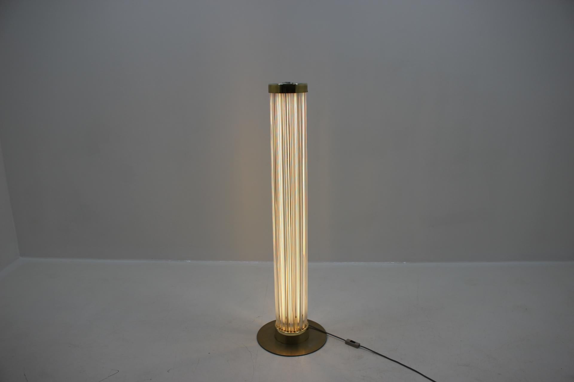Rare Design Brass and Art Glass Modern Floor Lamp Kamenický Šenov/Preciosa, 1960 For Sale 2