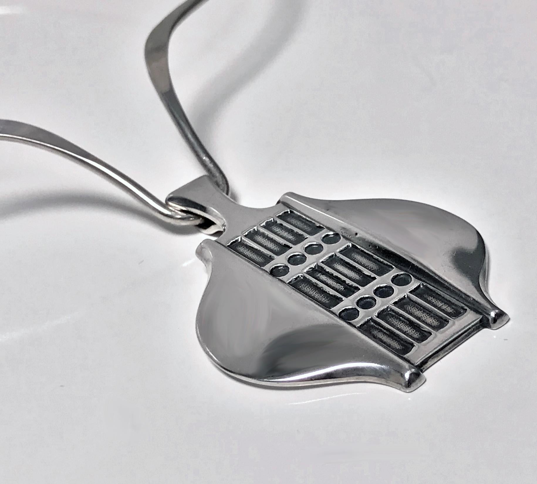 Rare Design David Andersen Modernist Sterling Silver Necklace Norway, circa 1970 In Good Condition In Toronto, ON