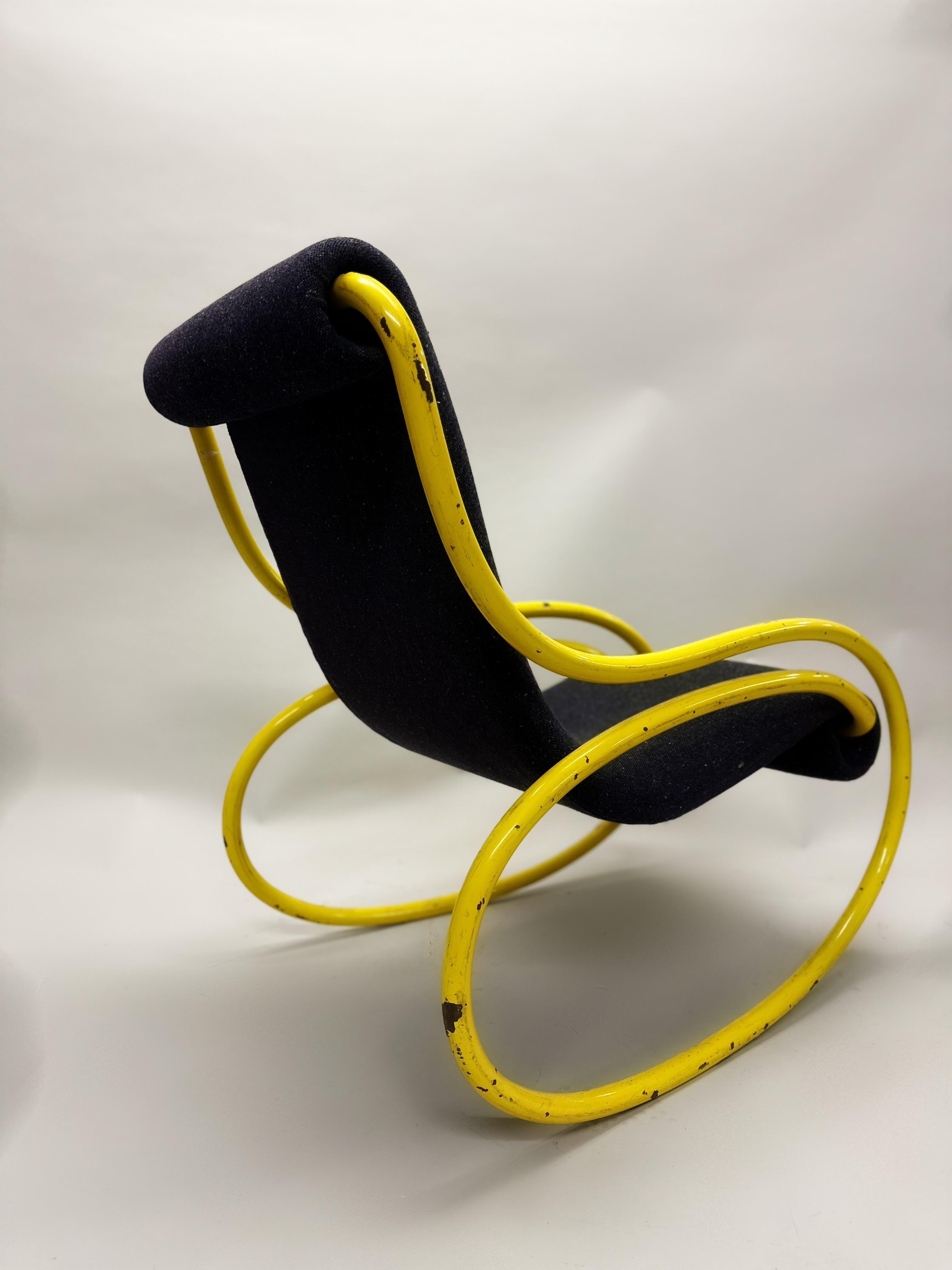 Hand-Carved Rare Design Mid-Century Rocking Chair / Lounge Chair Attr. to Gae Aulenti For Sale