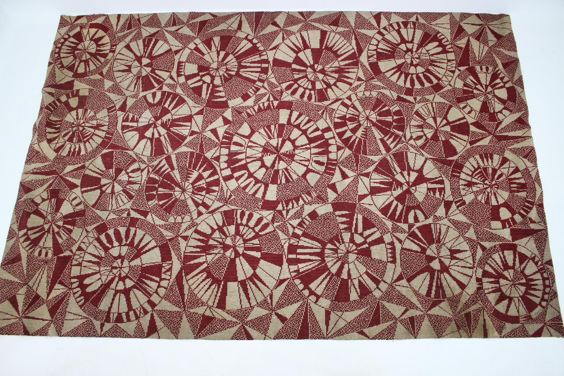 Rare Design Organic Abstract Geometric Carpet/Rug in, 1960s In Good Condition For Sale In Praha, CZ
