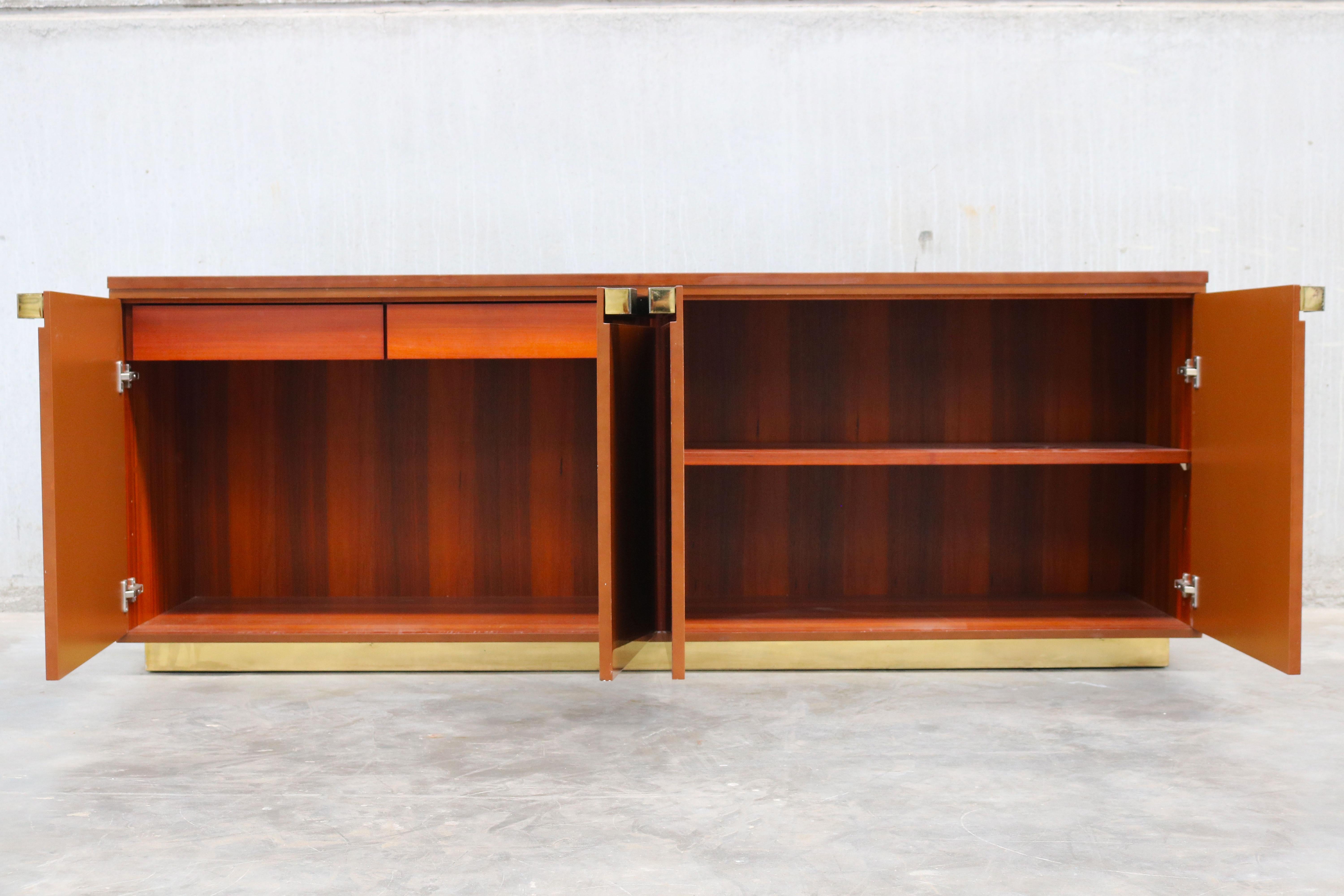 Fait main Buffet design rare de Guy Lefevre pour Maison Jansen 1970 Hollywood Regency