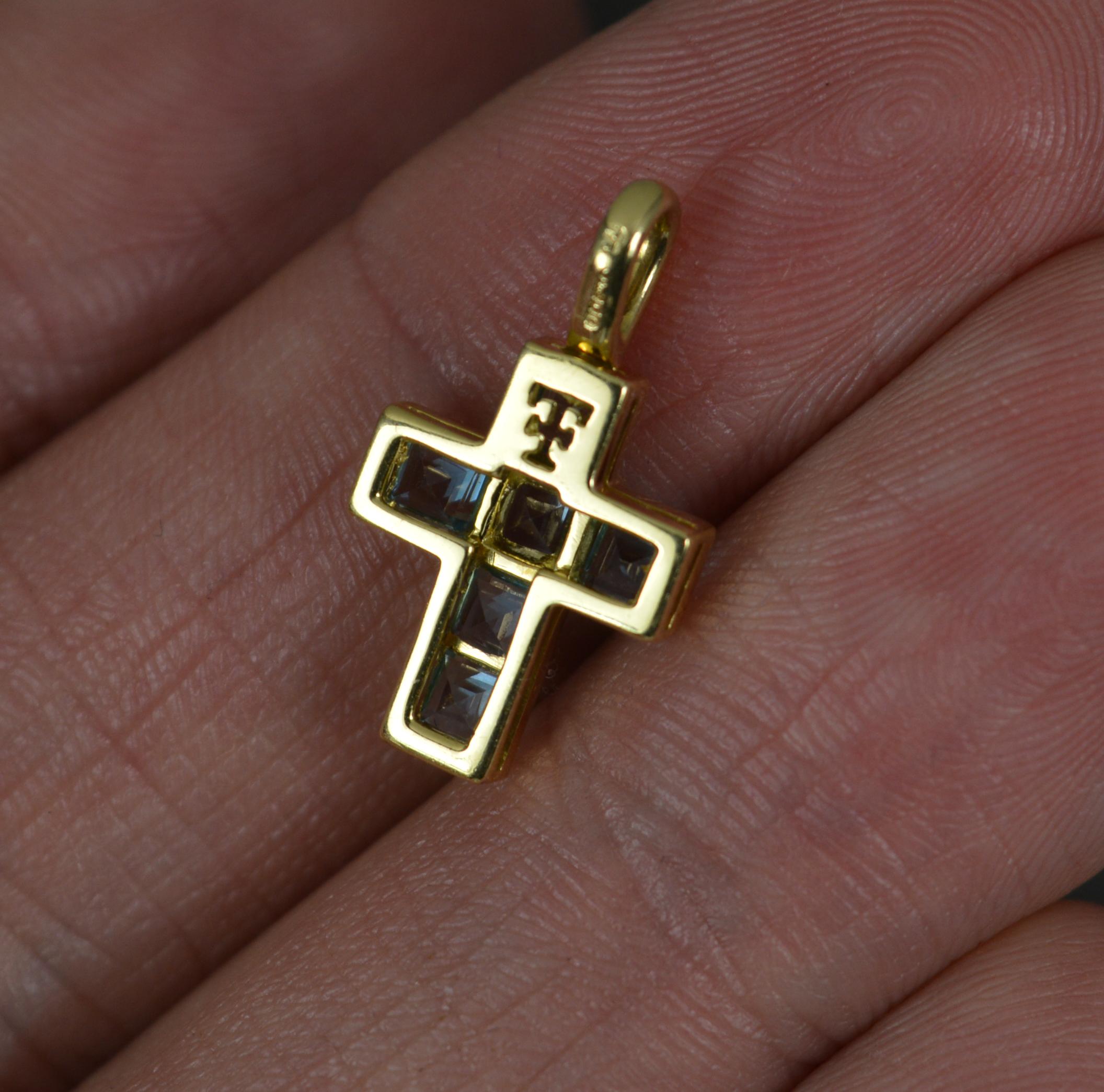 Rare Designer Theo Fennell 18ct Yellow Gold and Blue Topaz Cross Pendant In Good Condition For Sale In St Helens, GB