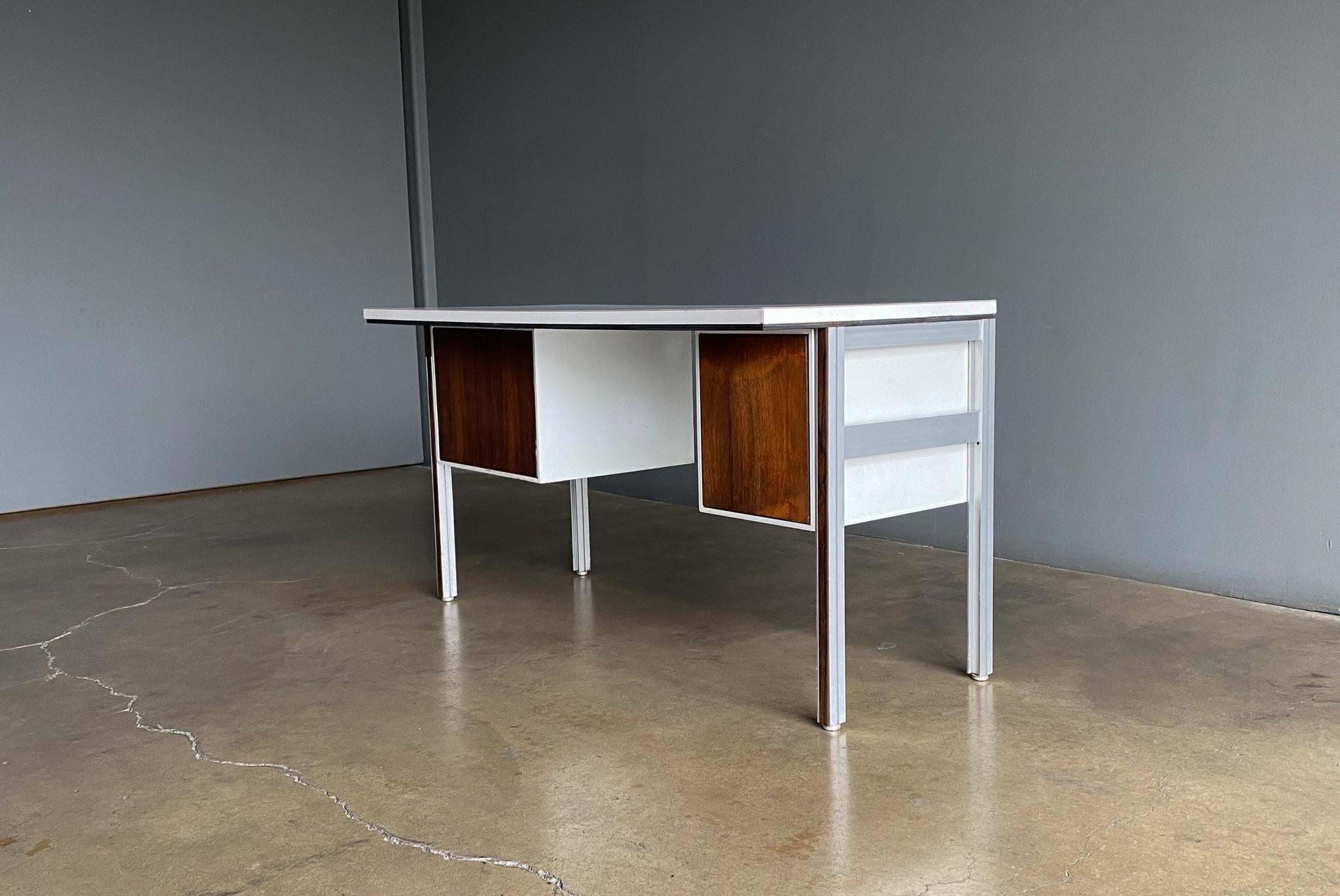 American Rare Desk by Architect Gerald Luss, 1960's