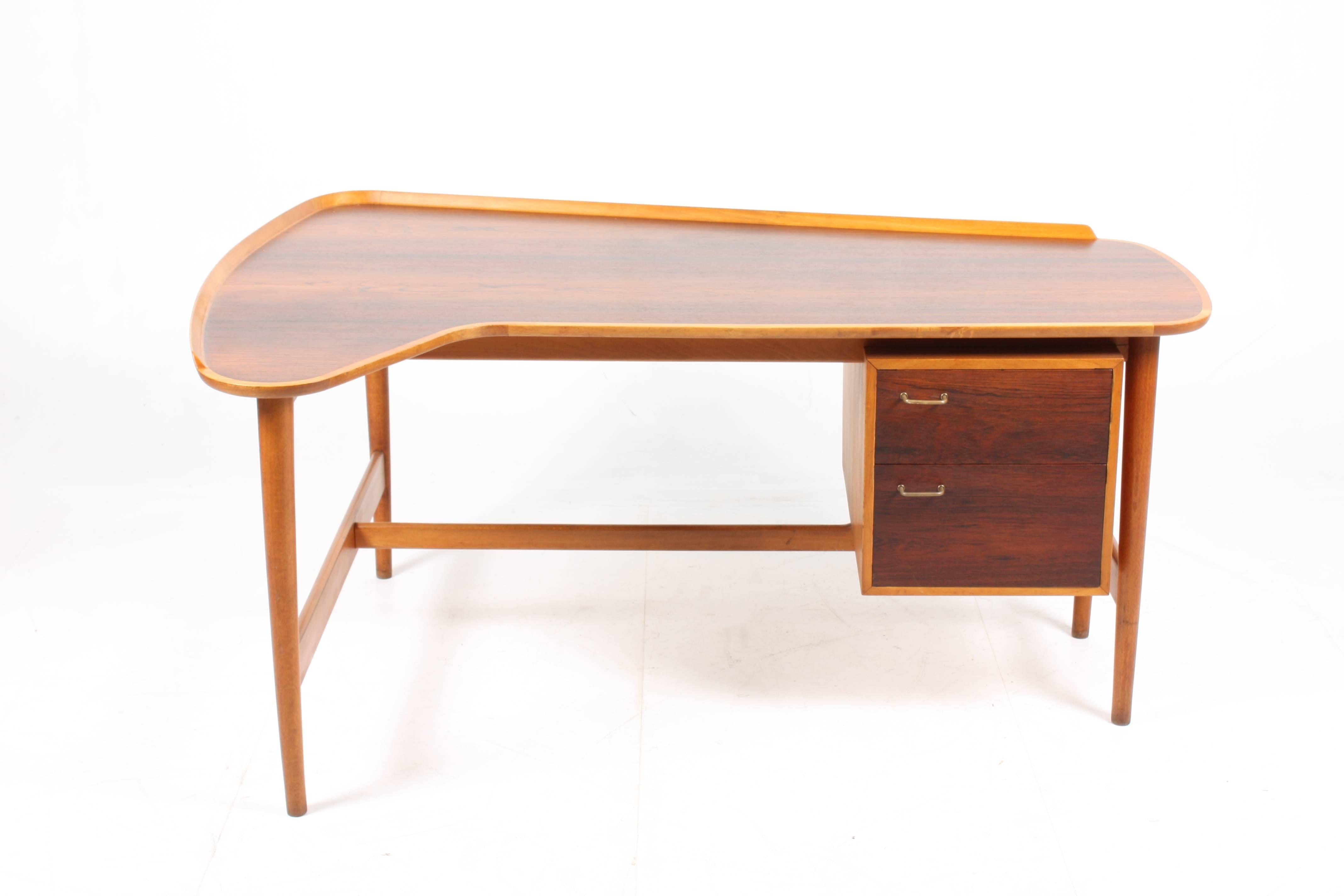 BO52 desk in rosewood and beech by Maa. Arne Vodder, edited by Bovirke, designed in 1952. Great original condition.
 