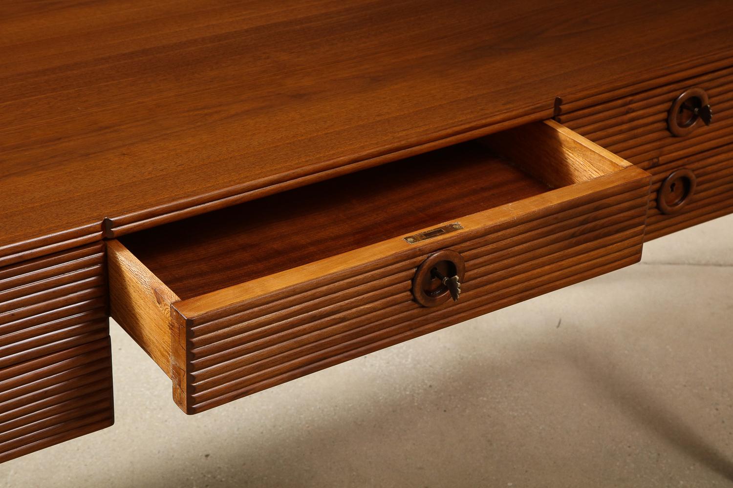 Rare Desk by Paolo Buffa In Good Condition In New York, NY
