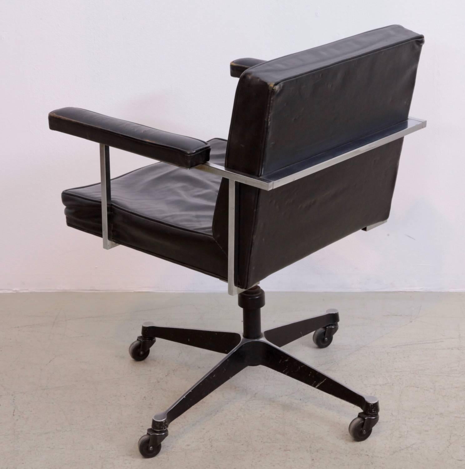 Rare Desk Chair No. 5770 by George Nelson for Herman Miller, 1957 In Fair Condition In Berlin, DE