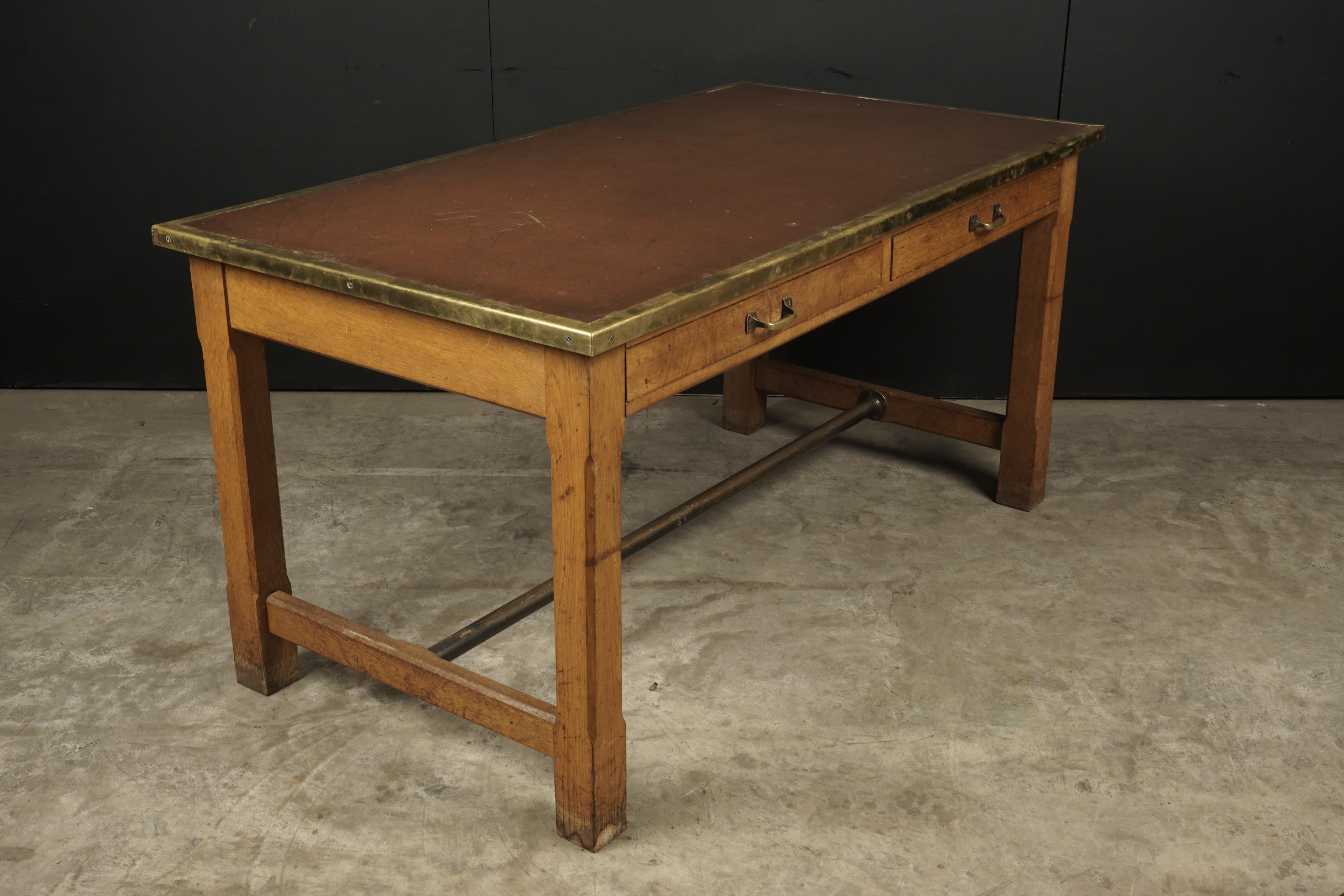 Rare Desk from the Banque De France, circa 1950 In Good Condition In Nashville, TN