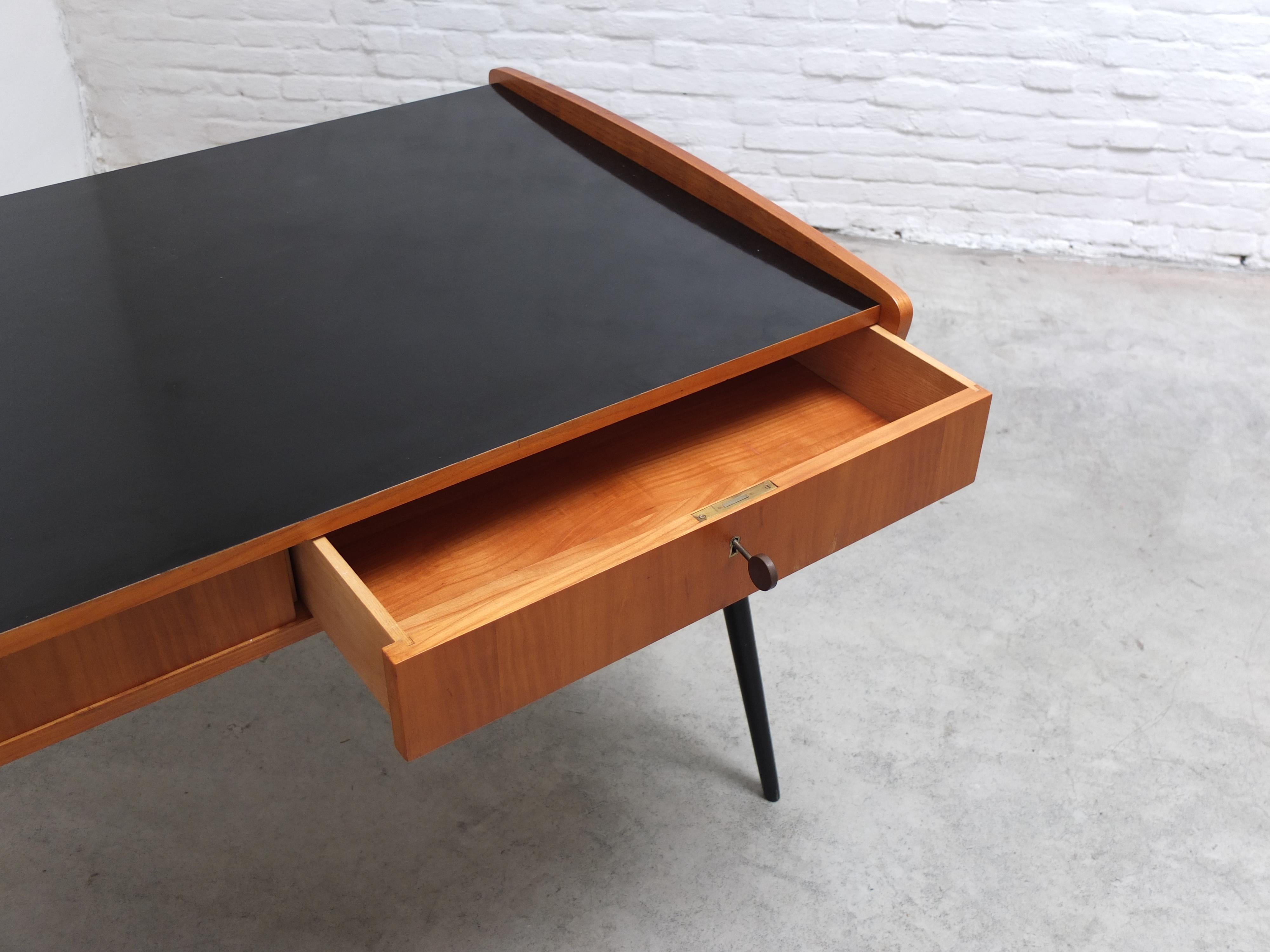 Rare Desk with Matching 'S5' Armchair by Alfred Hendrickx for Belform, 1950s For Sale 3