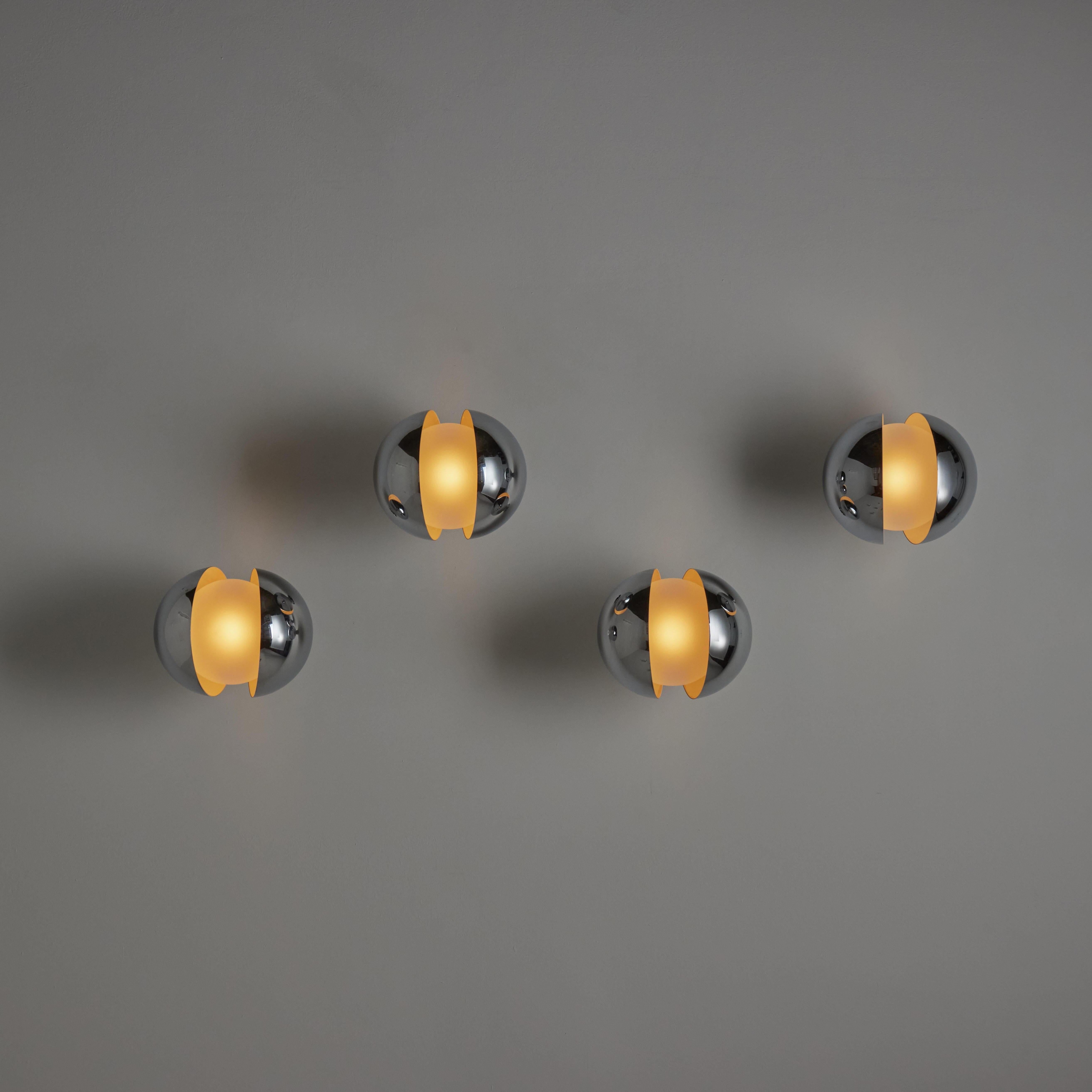 Rare Diaframma Sconces by G. Piero & A. Monti for Fontana Arte In Good Condition In Los Angeles, CA