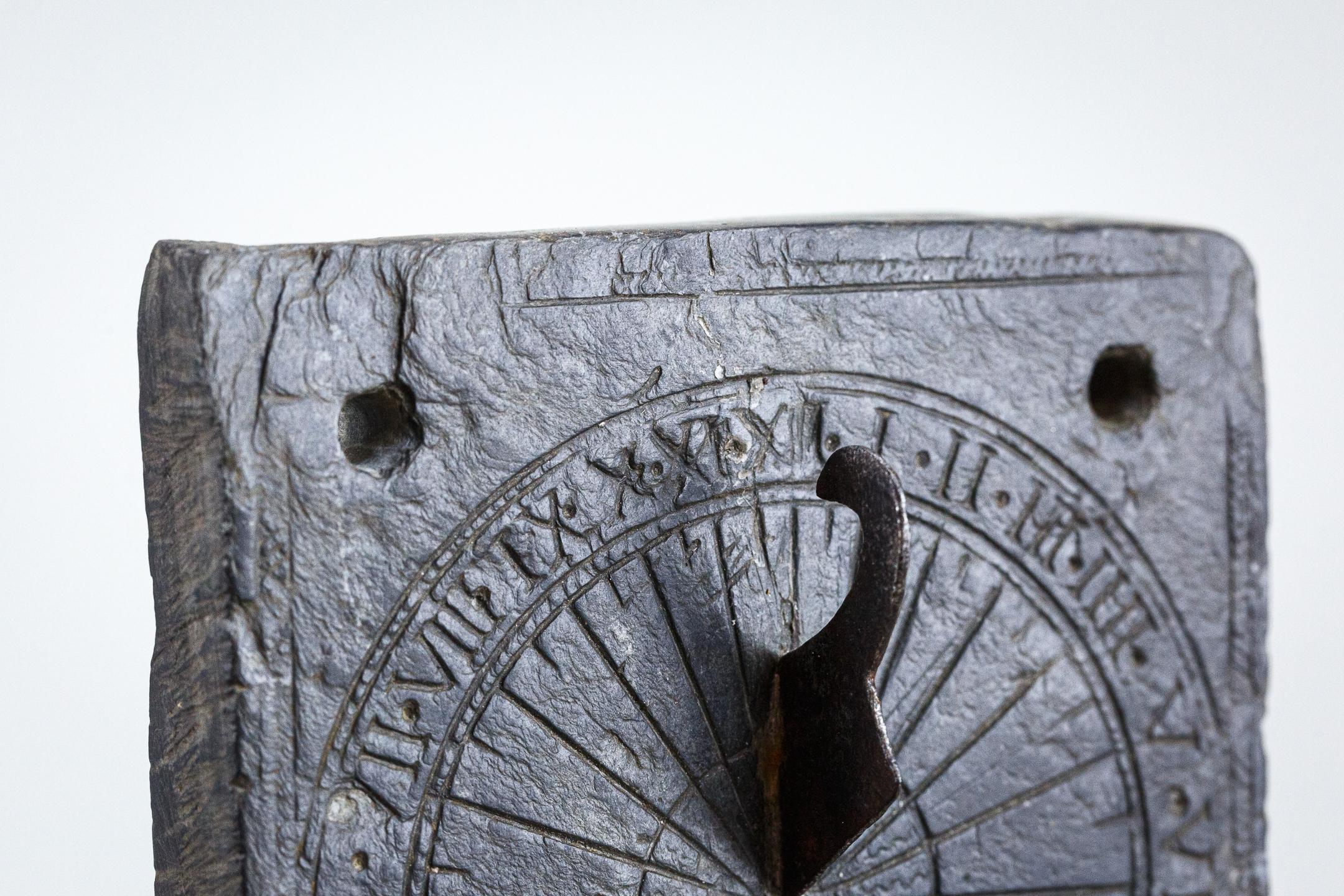 Rare Diminutive 18th Century Sundial Plate Signed and Dated For Sale 7