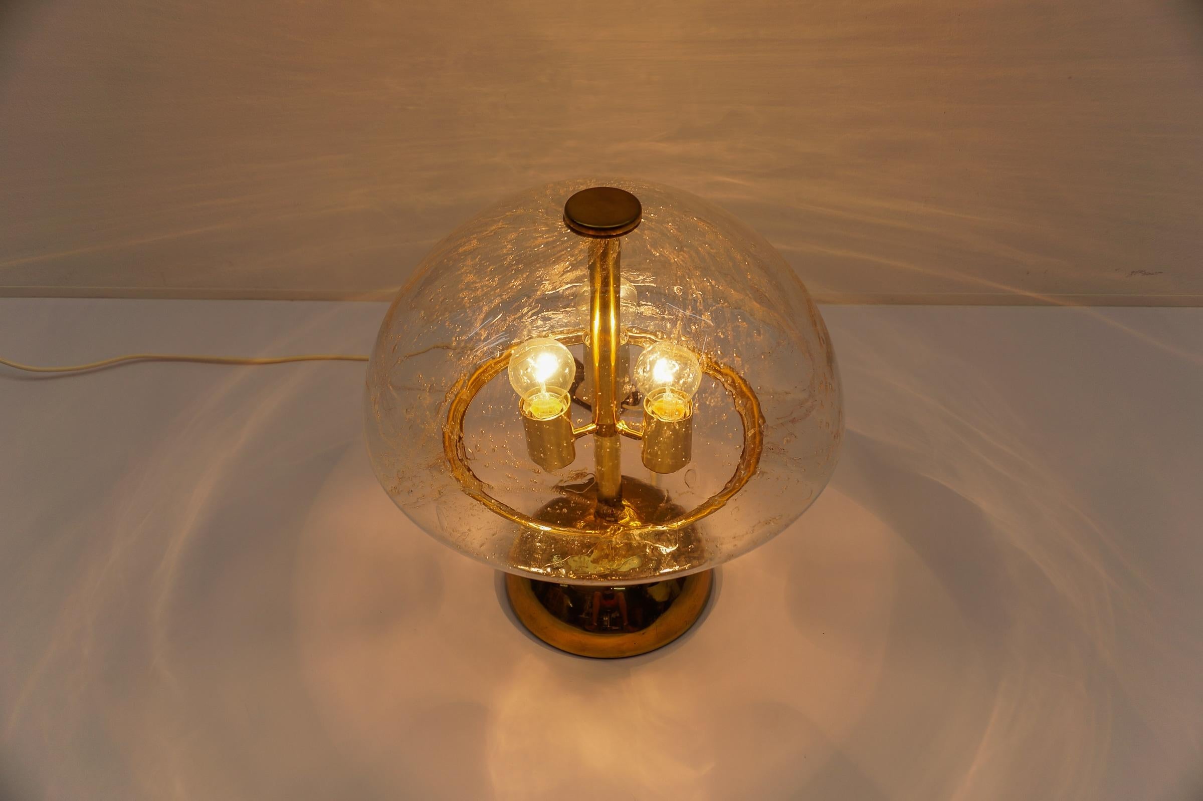 Rare lampe de table dimmable en or et verre de Murano de Doria, années 1970, Allemagne en vente 3