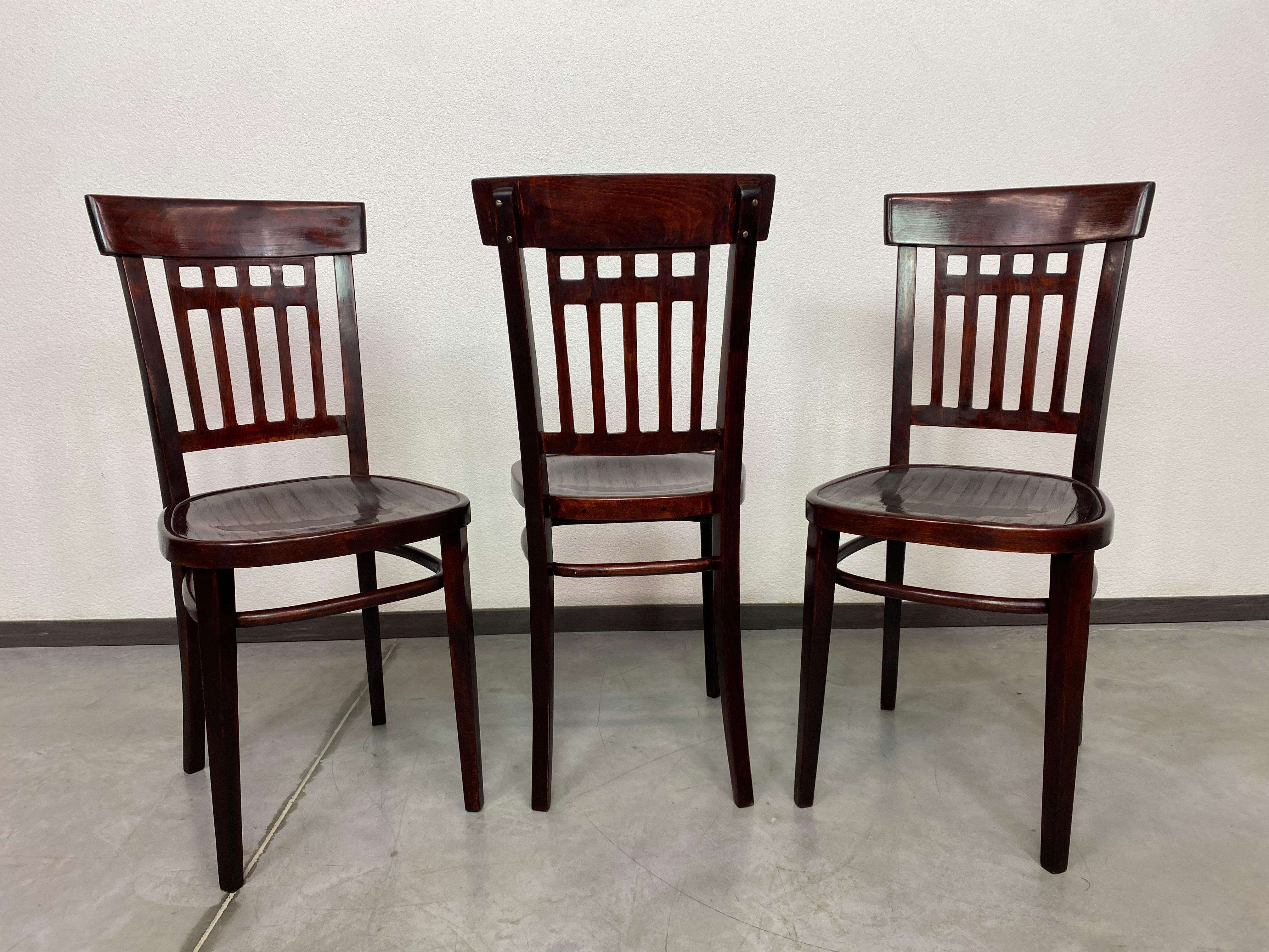 Rare dining chair no.234 by Otto Wagner for J&J Kohn professionally stained and repolished.