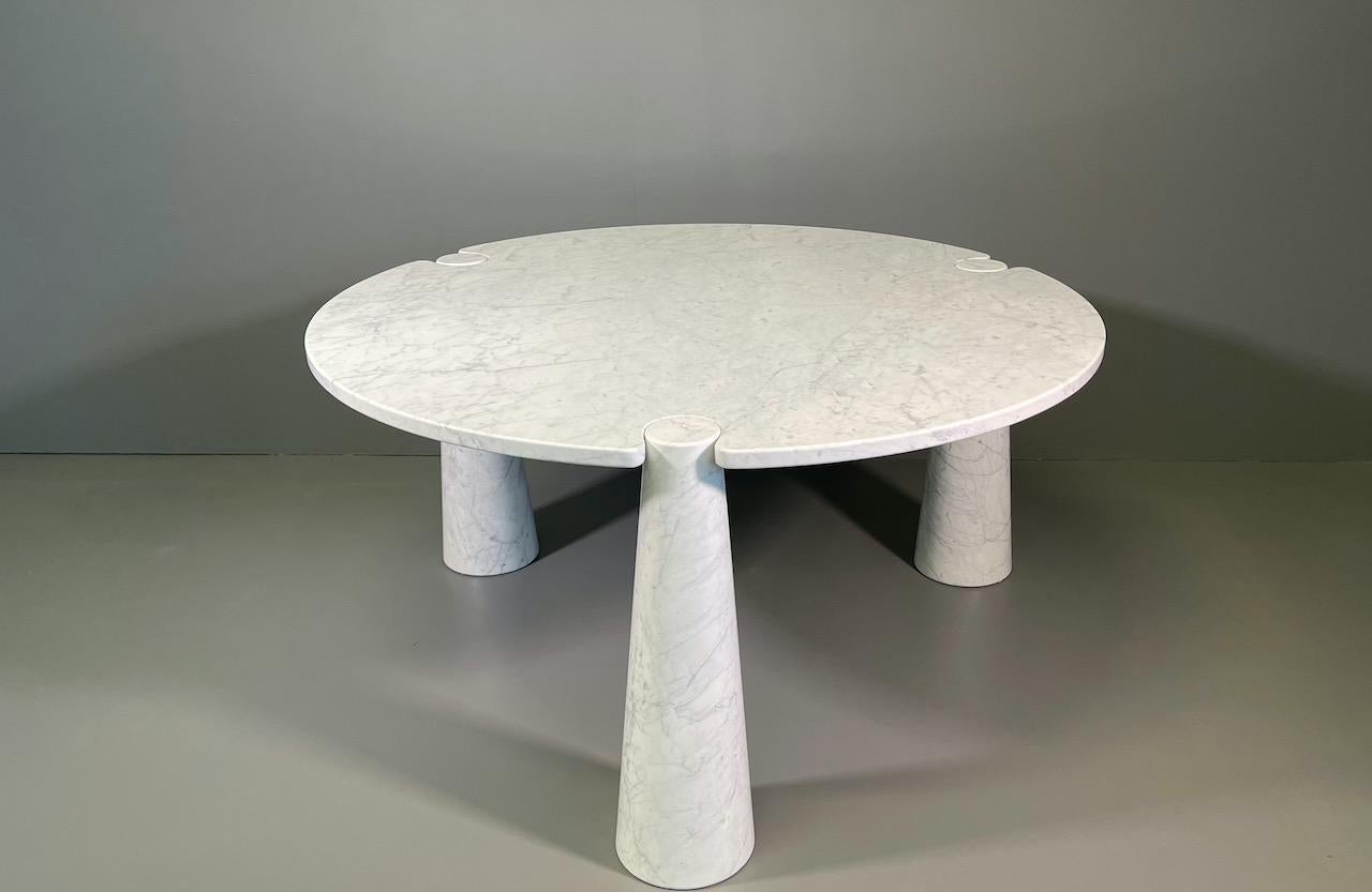 Rare dining table by Angelo Mangiarotti for Skipper in carrara marble, whit original label.