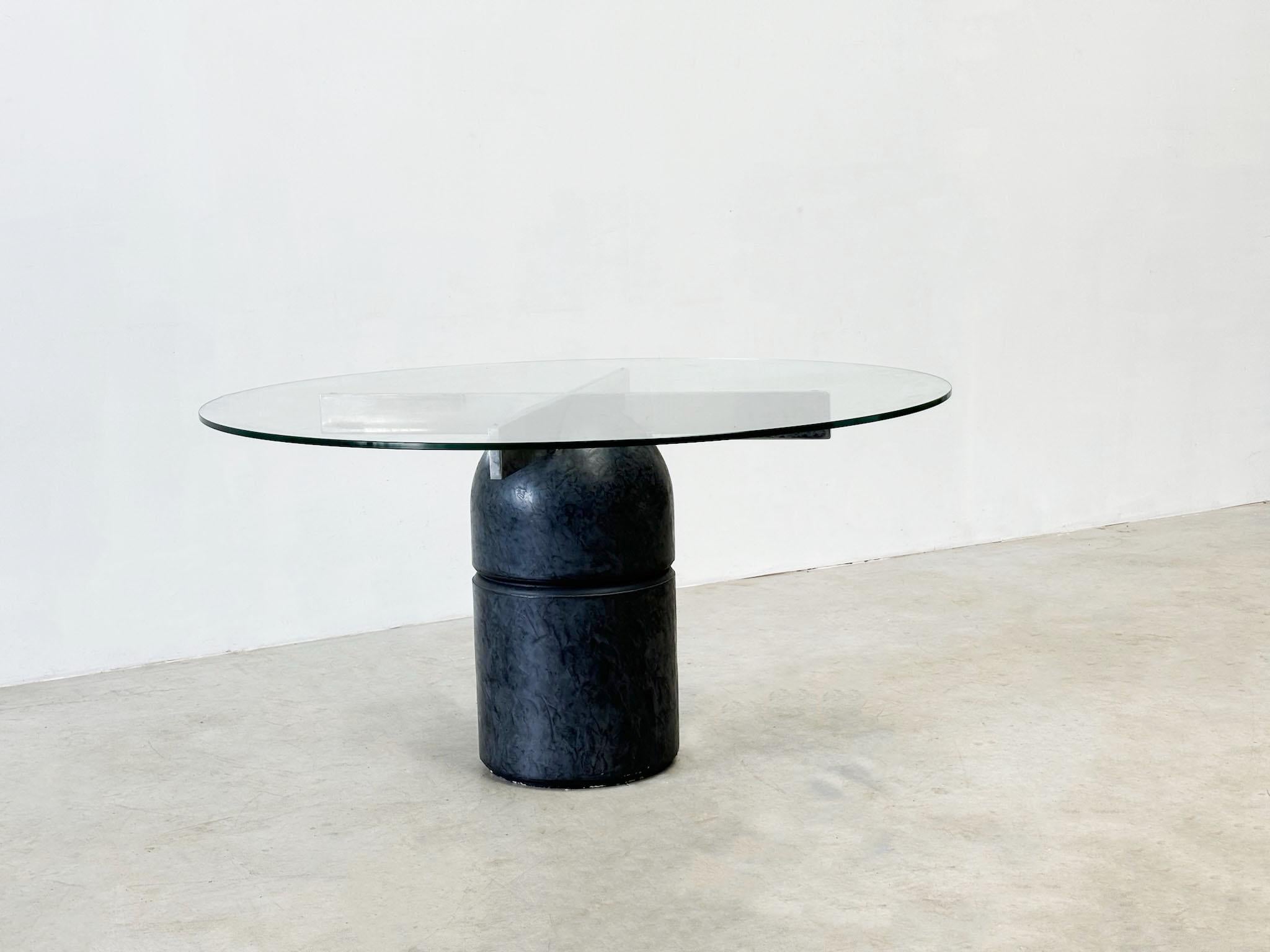 Rare Dining table by Giovanni Offredi for Saporiti Italy In Excellent Condition In Nijlen, VAN