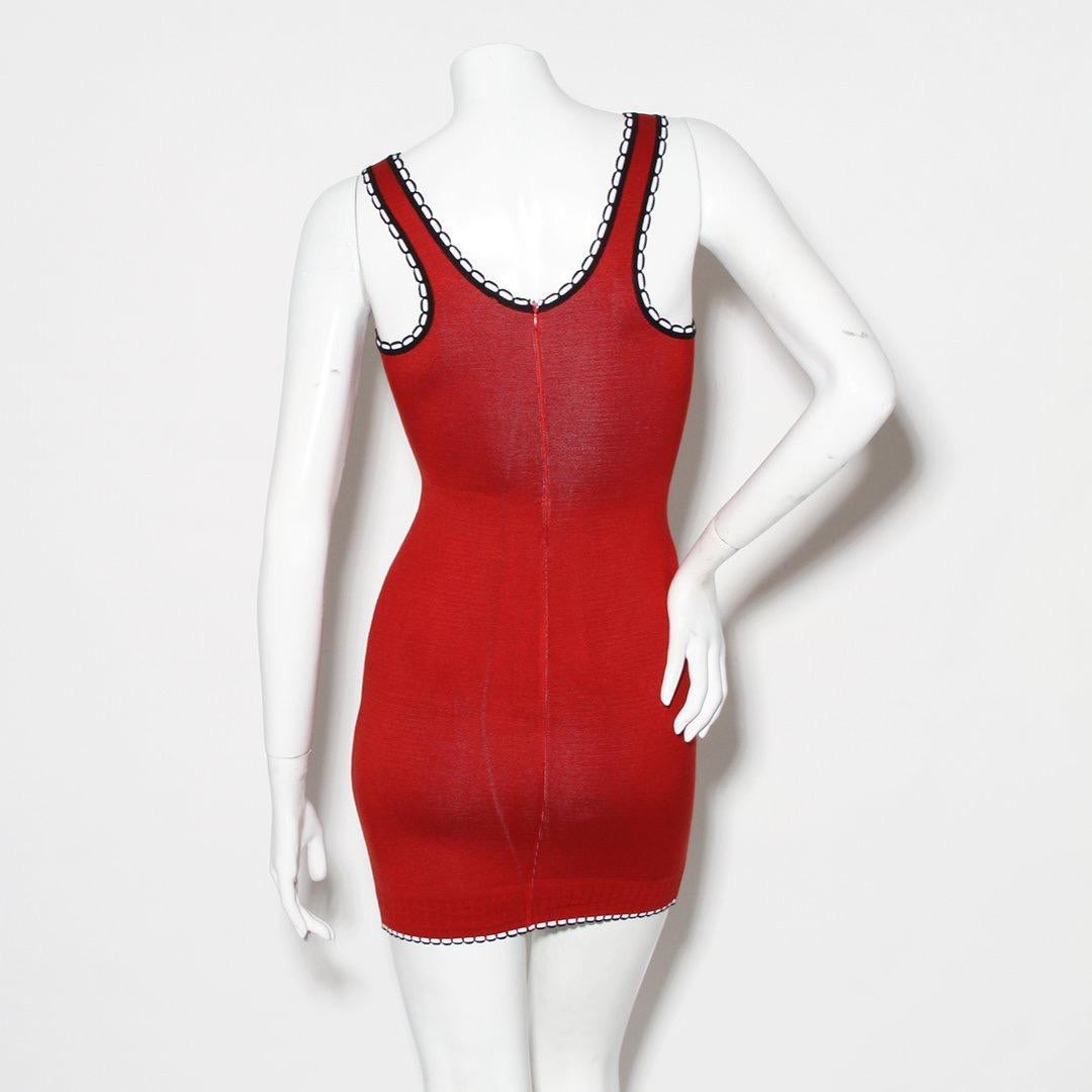 Red Rare Documented Alaïa S/S 1992 “Mon Coeur est à Papa” knit bodycon mini dress