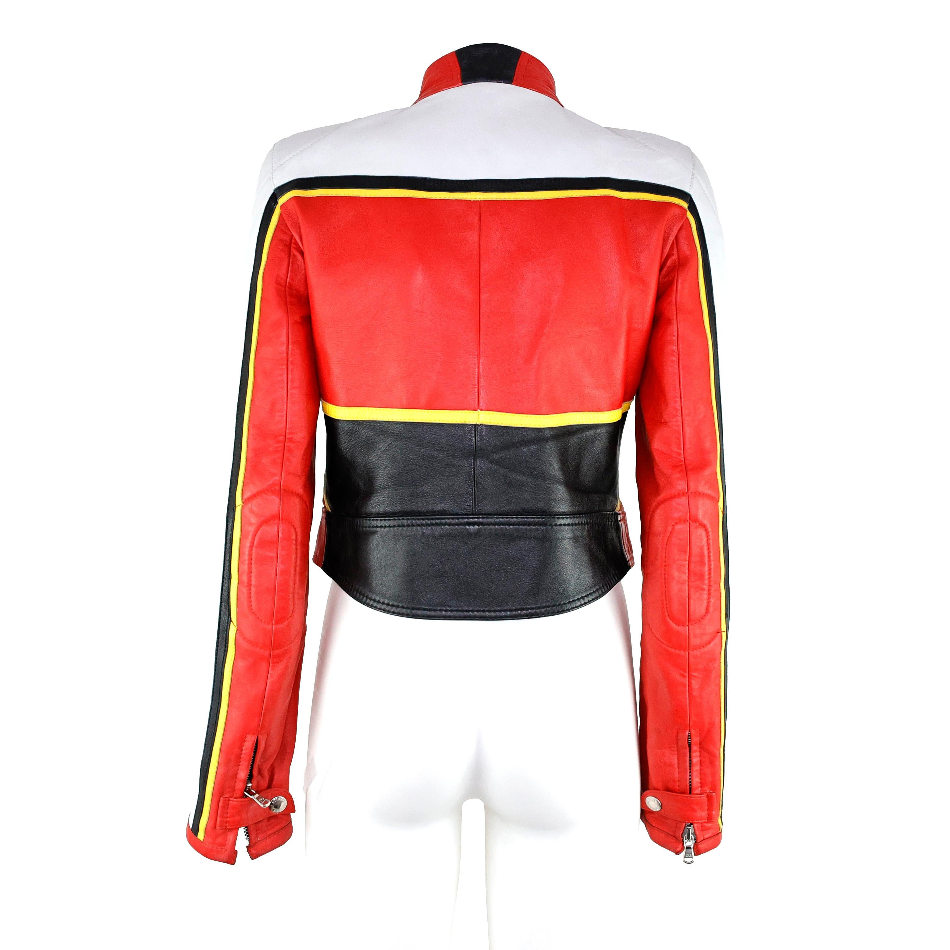 Rara chaqueta motera de piel Dolce & Gabbana S/S 2001 Runway Rojo en venta