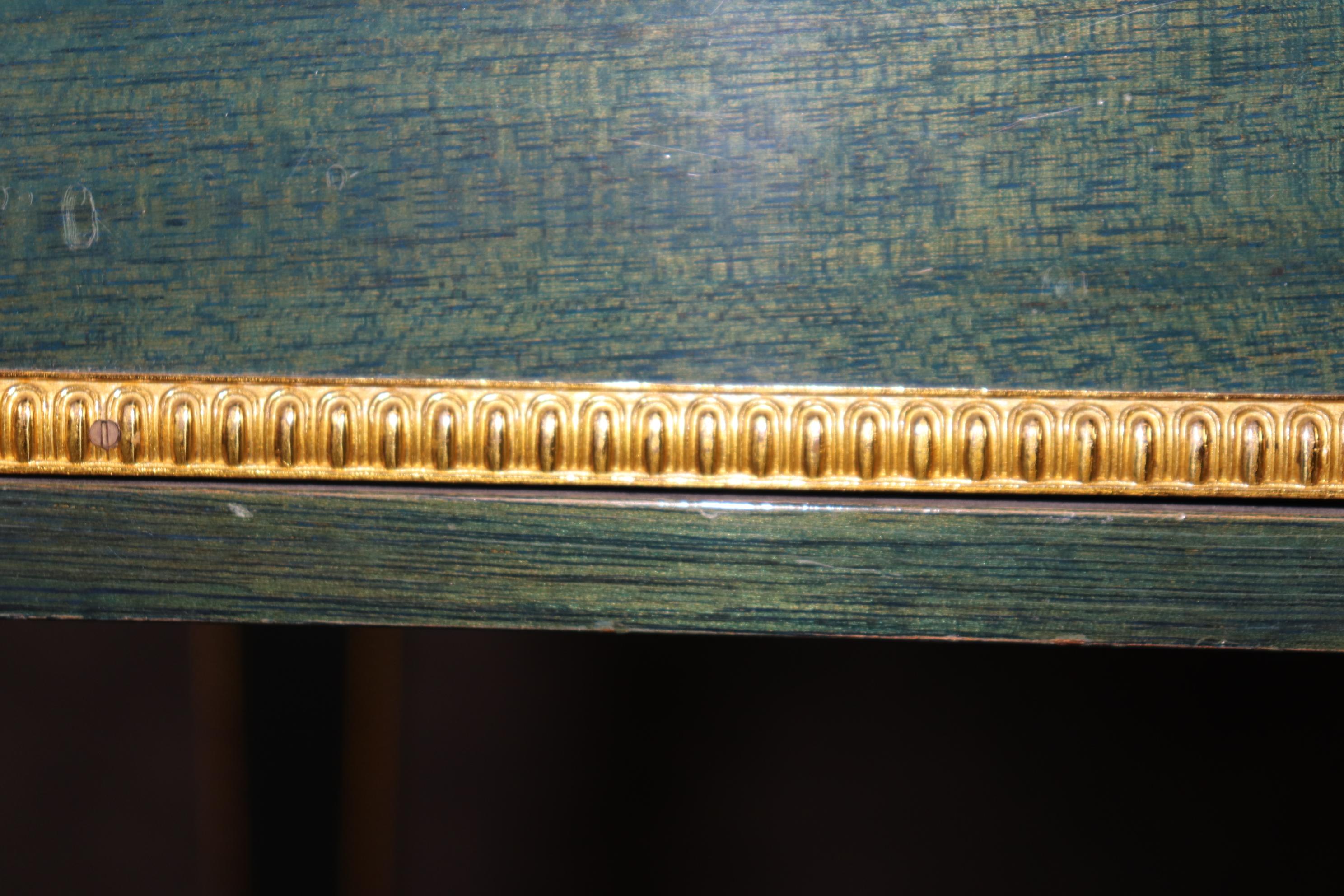 Bureau Plat de la Maison Jansen en cuir bleu-vert monté sur bronze 7