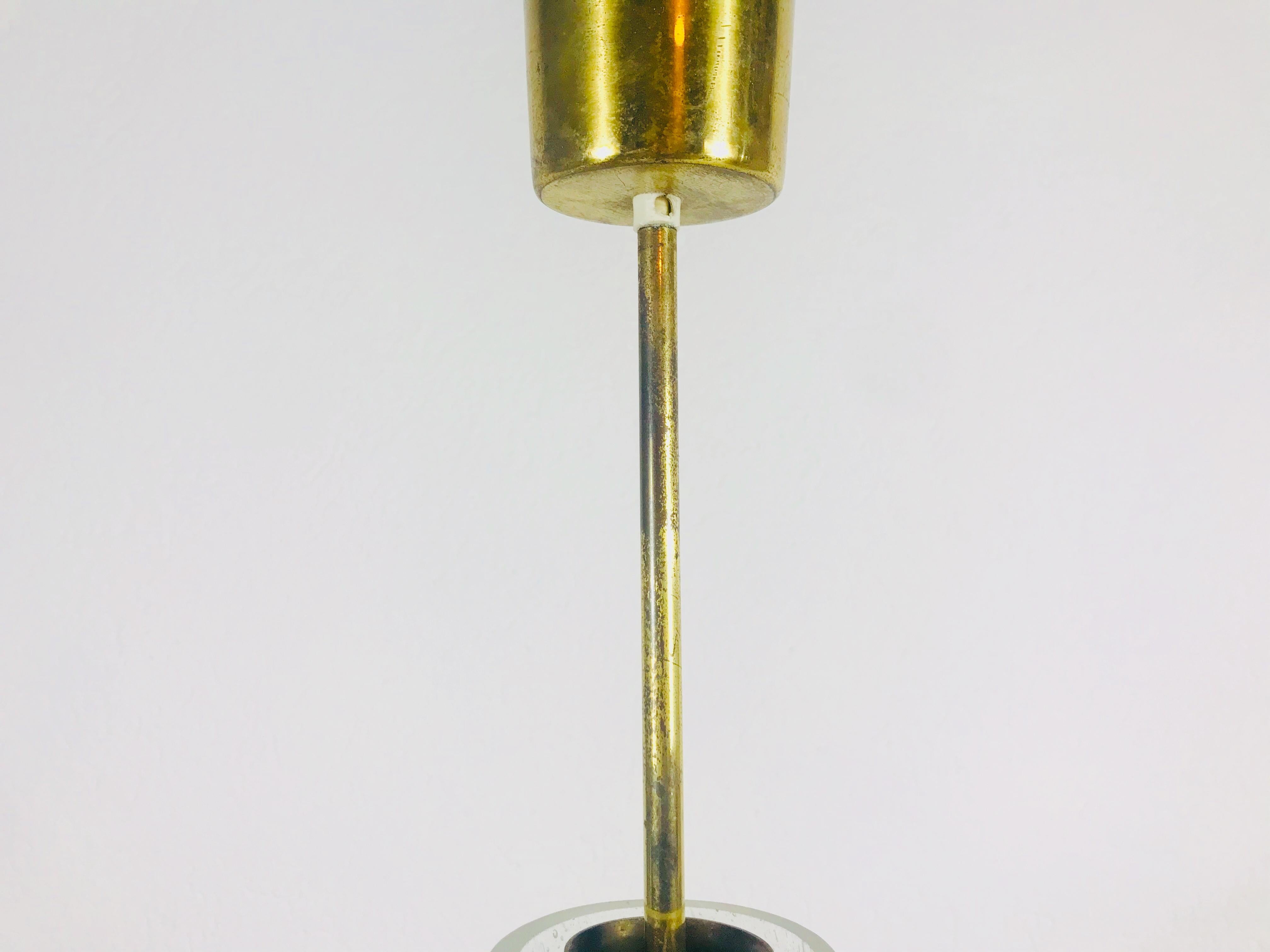 Rare Doria Midcentury Brass and Ice Glass Pendant Lamp, 1960s In Good Condition For Sale In Hagenbach, DE