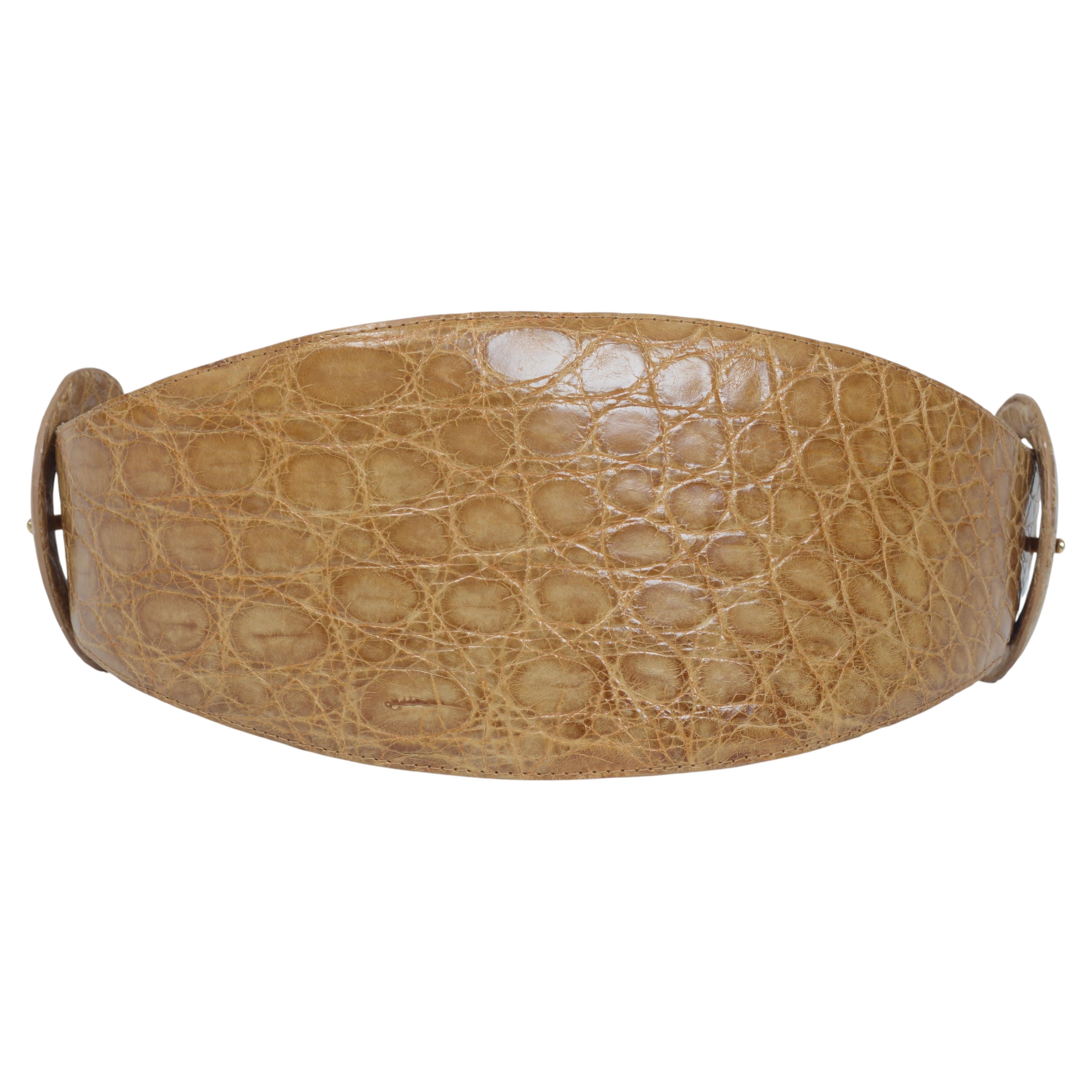 Rare ceinture large à double boucle Nancy Gonzalez en crocodile beige naturel en vente