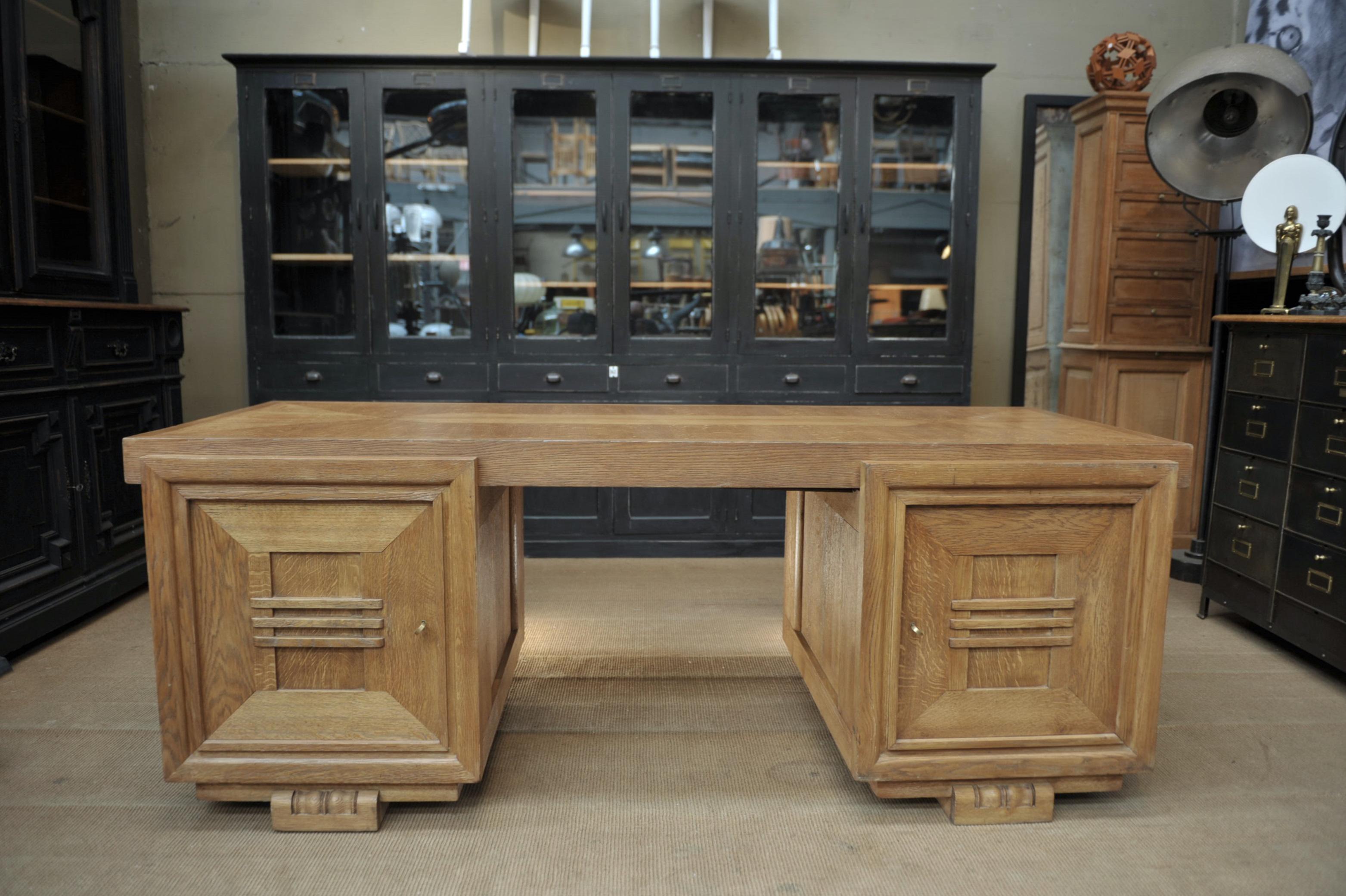 Rare Double Side Desk in Oak by Charles Dudouyt, circa 1940 For Sale 3