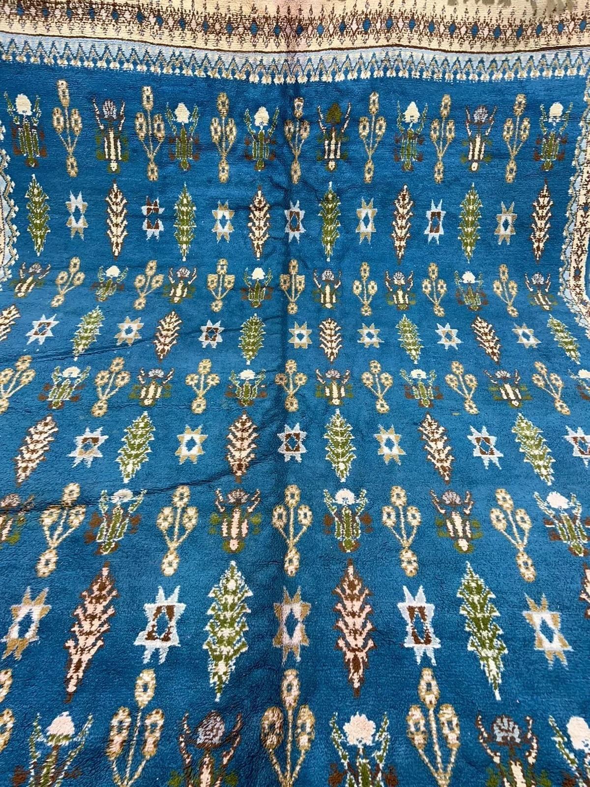 Seltener doppelseitiger marokkanischer Stammesteppich in Rot und Blau Rabat (Gewebt) im Angebot