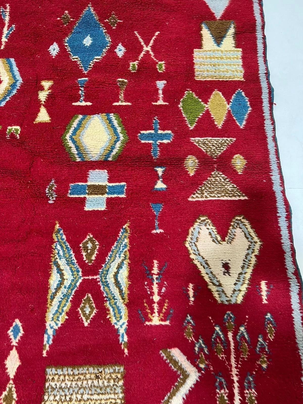 Seltener doppelseitiger marokkanischer Stammesteppich in Rot und Blau Rabat im Angebot 1