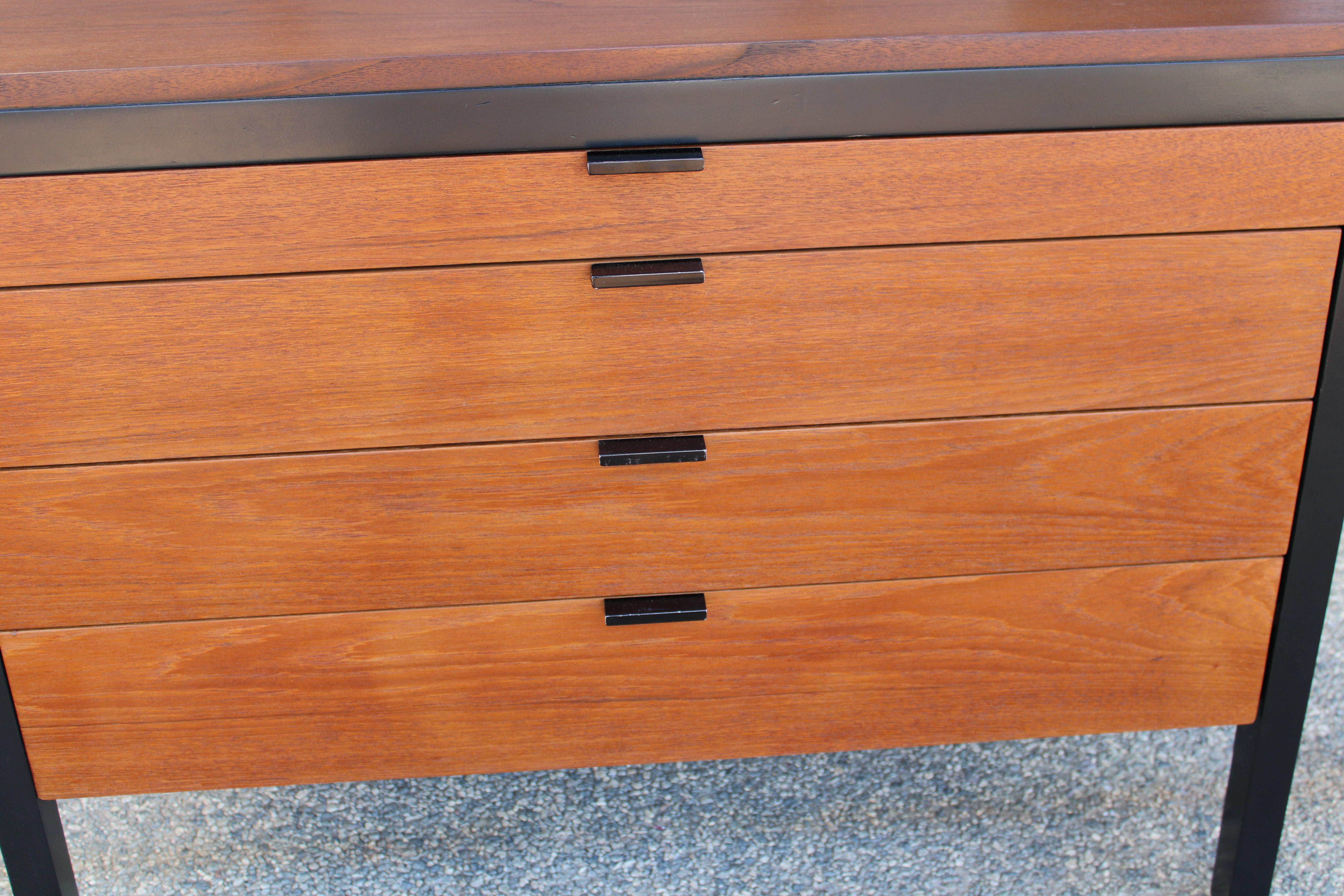 Rare Dresser Designed by George Nelson for Herman Miller 3