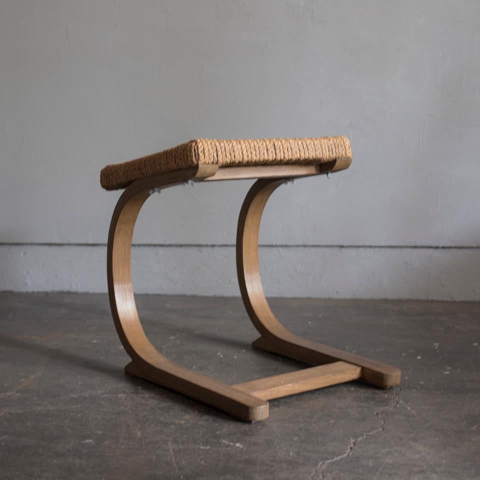 Very rare dressing chair stool by Audoux-Minet in good condition.
Made of bentwood and rope.
Simple design and comfortable.