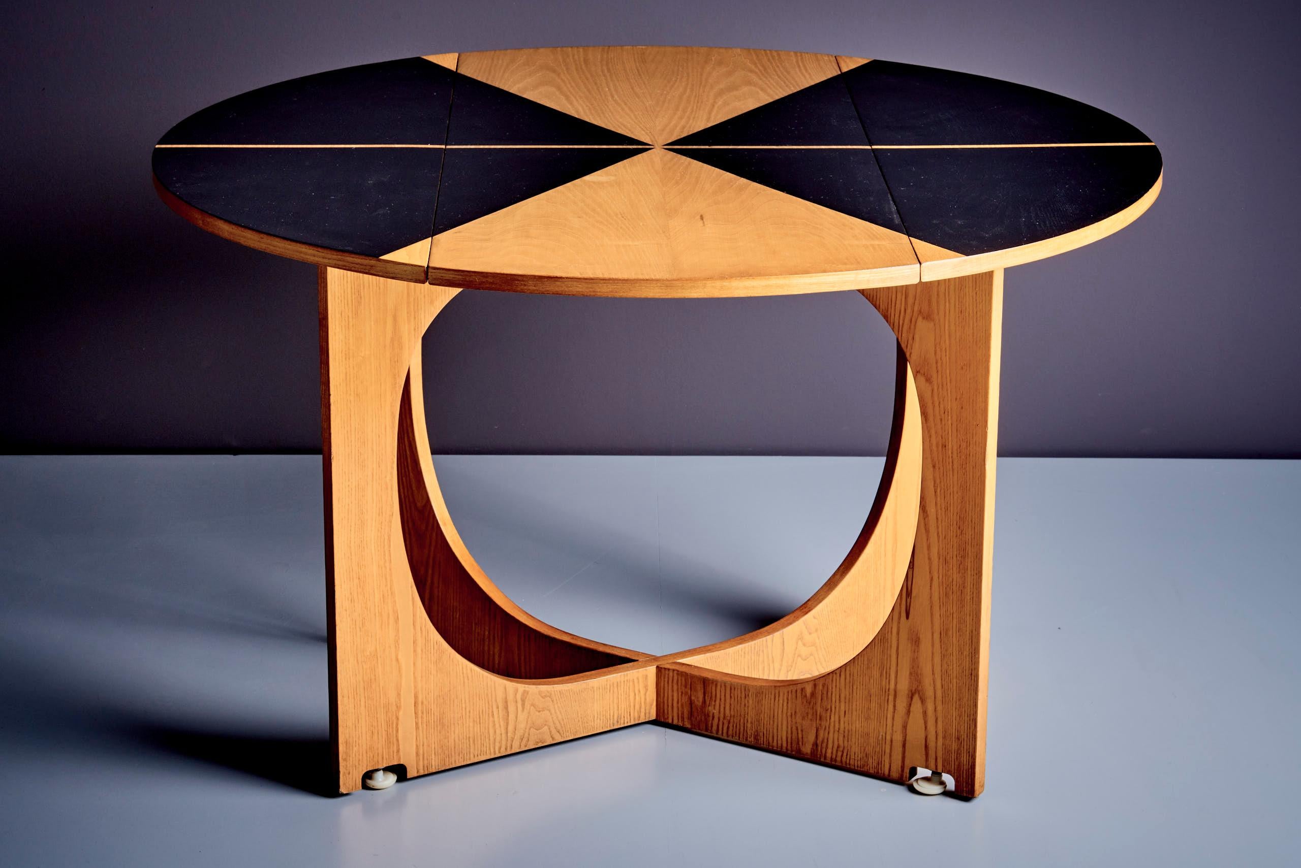 Mid-Century Modern Rare Drop-Leaf Table from the Apta Series by Gio Ponti with two-tone pattern For Sale