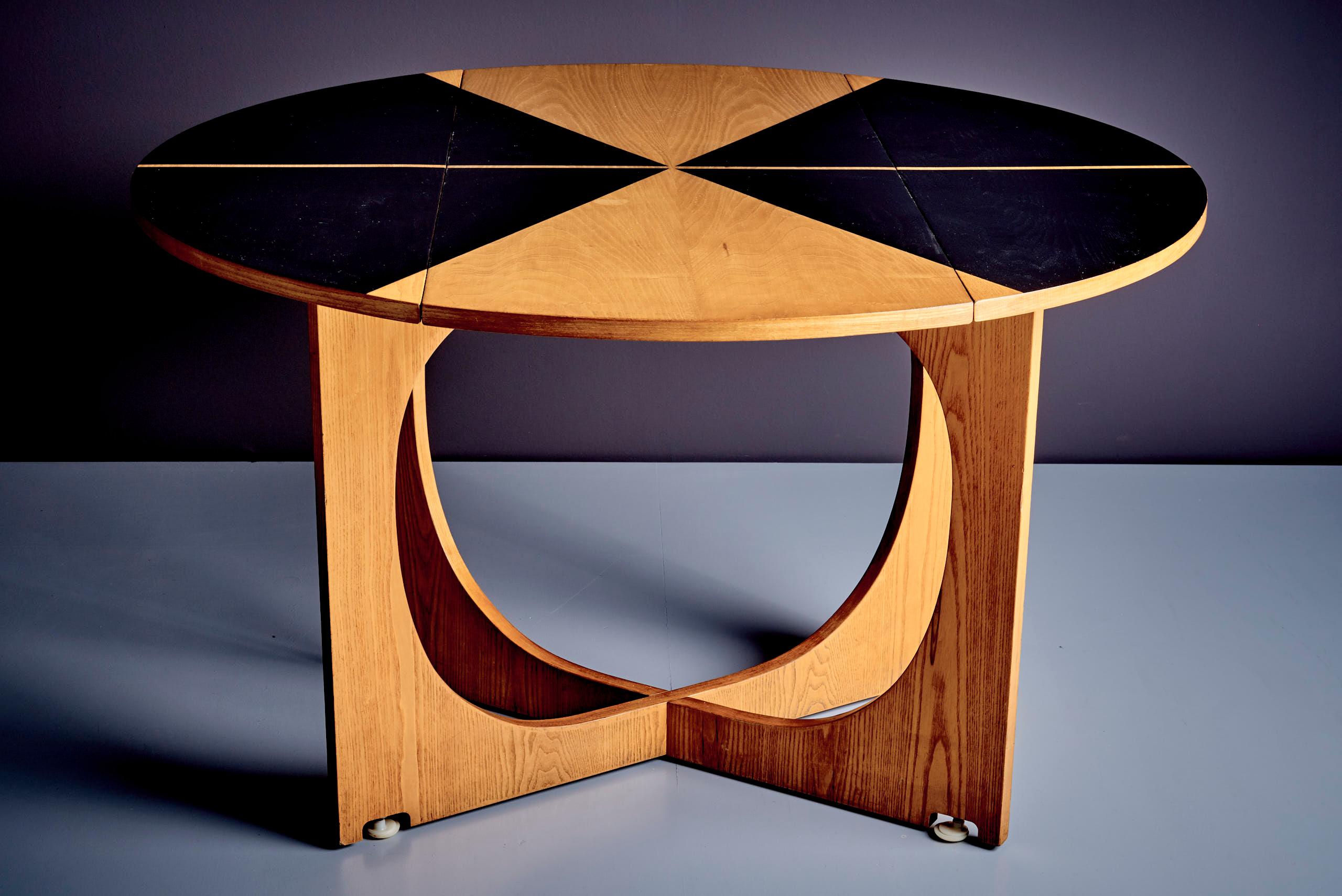 Late 20th Century Rare Drop-Leaf Table from the Apta Series by Gio Ponti with two-tone pattern For Sale