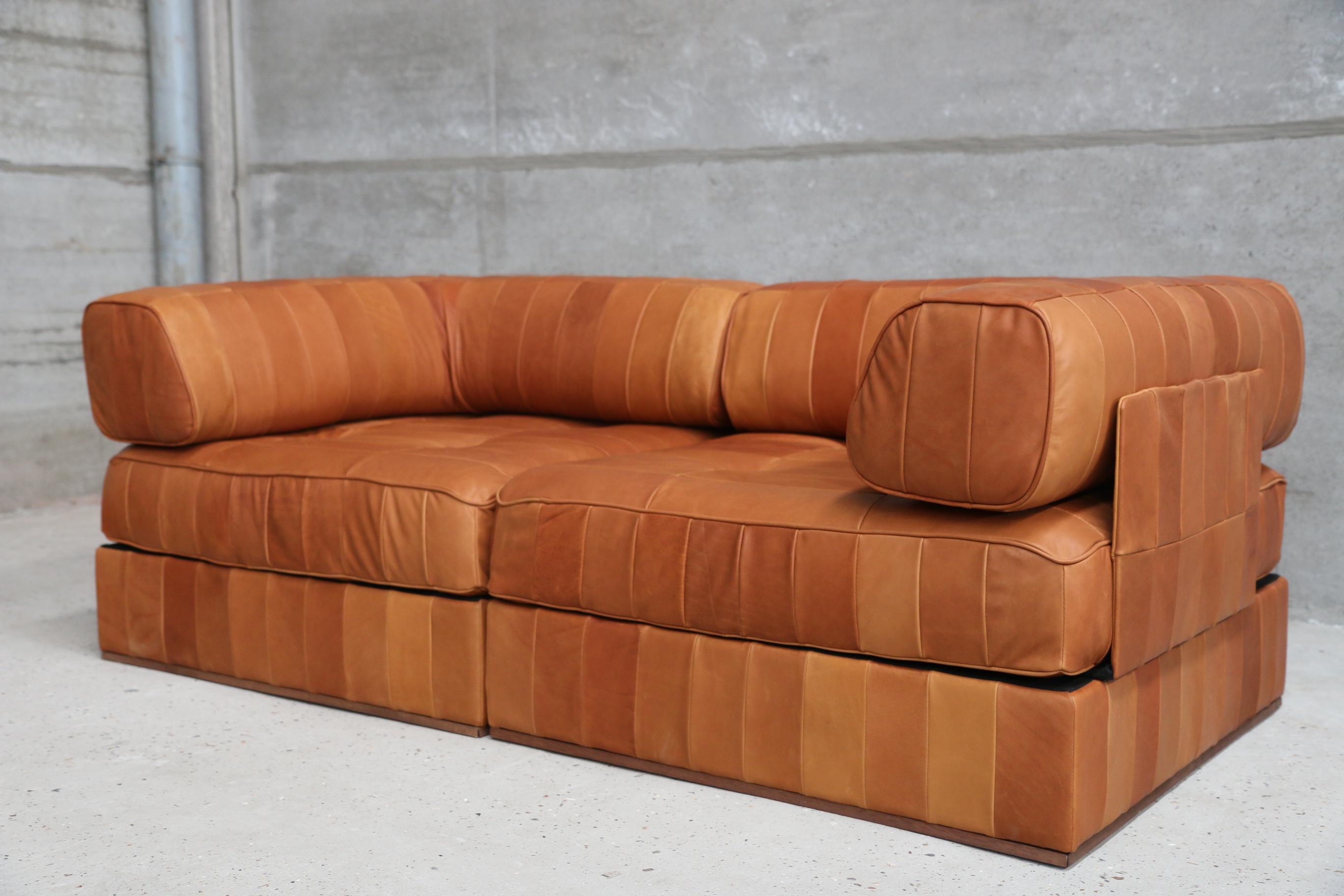Iconic ds88 modular patchwork sofa restored in our signature vintage aniline leather by Bellalu Denmark. New foam and new leather. You can play with the modular composition of the sofa.
See pictures for dimensions and how its build up or