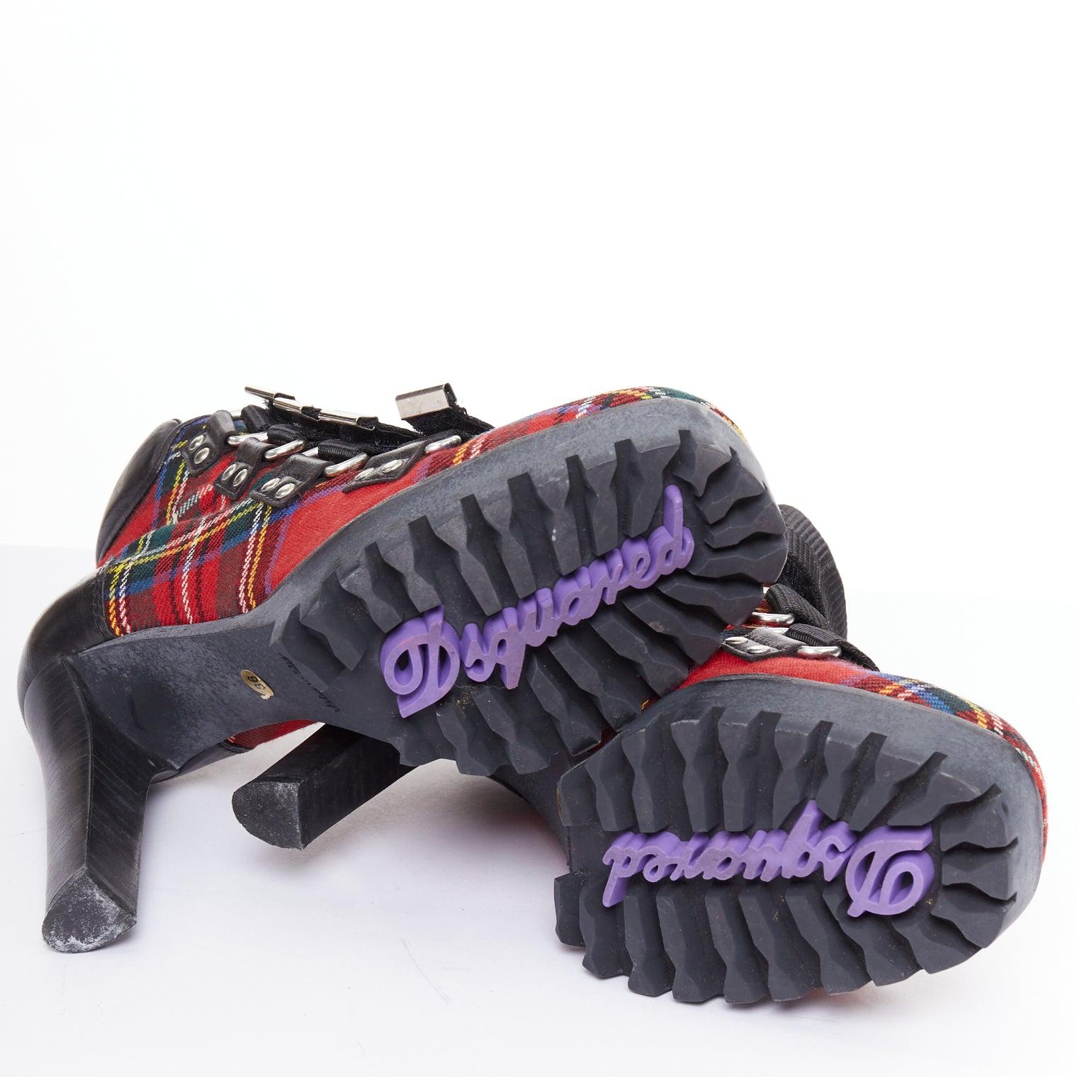 rare DSQUARED2 Vintage rouge tartan laine punk boucle bottines EU36 en vente 5