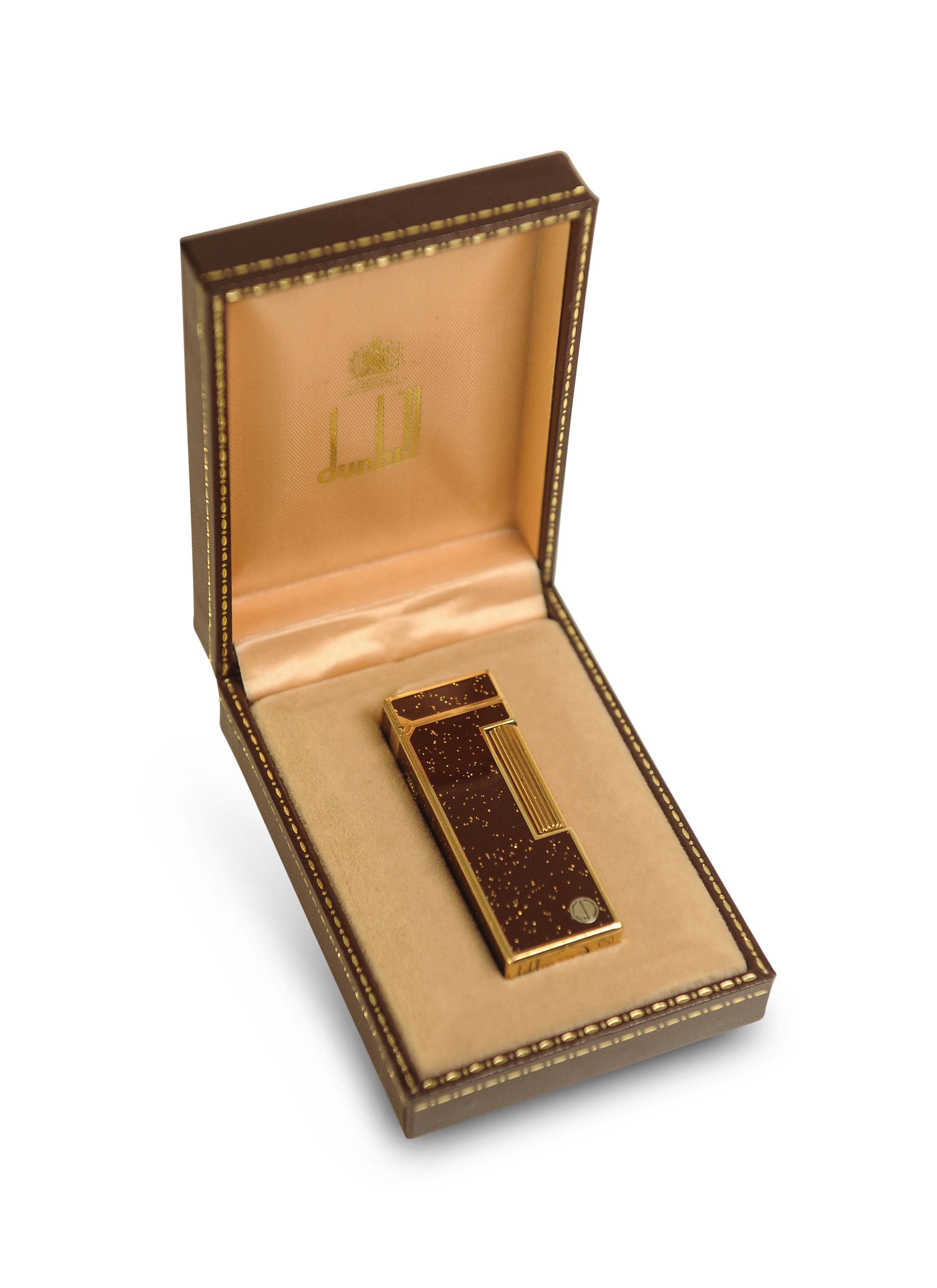 20th Century Rare Dunhill Rollagas Bordeaux Gold Dust Cigarette Lighter With Dunhill Box For Sale