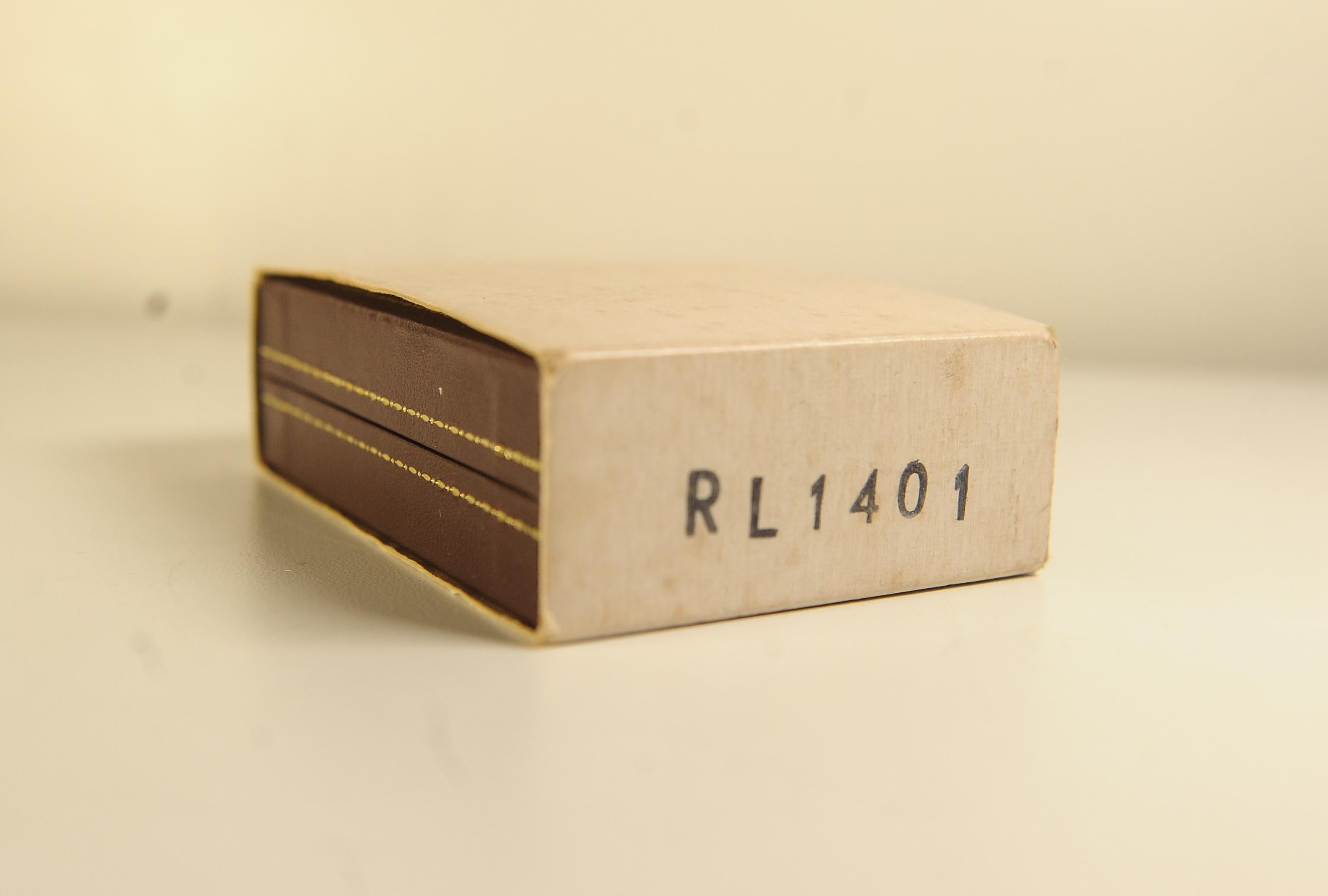 Rare Dunhill Rollagas Bordeaux Gold Dust Cigarette Lighter With Dunhill Box For Sale 4