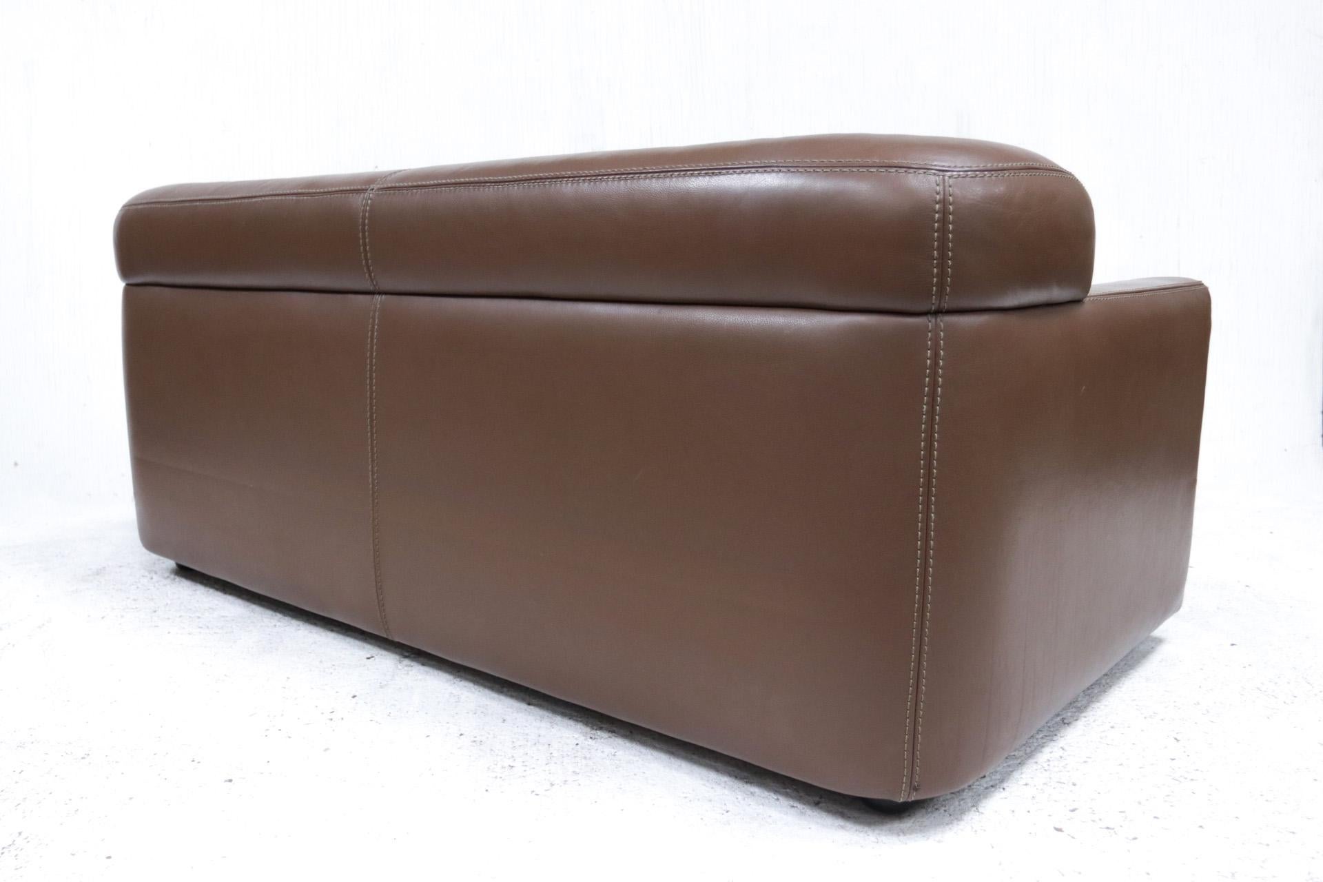 Rare Durlet Buffalo Neck-Leather Sofa, 1970s 7