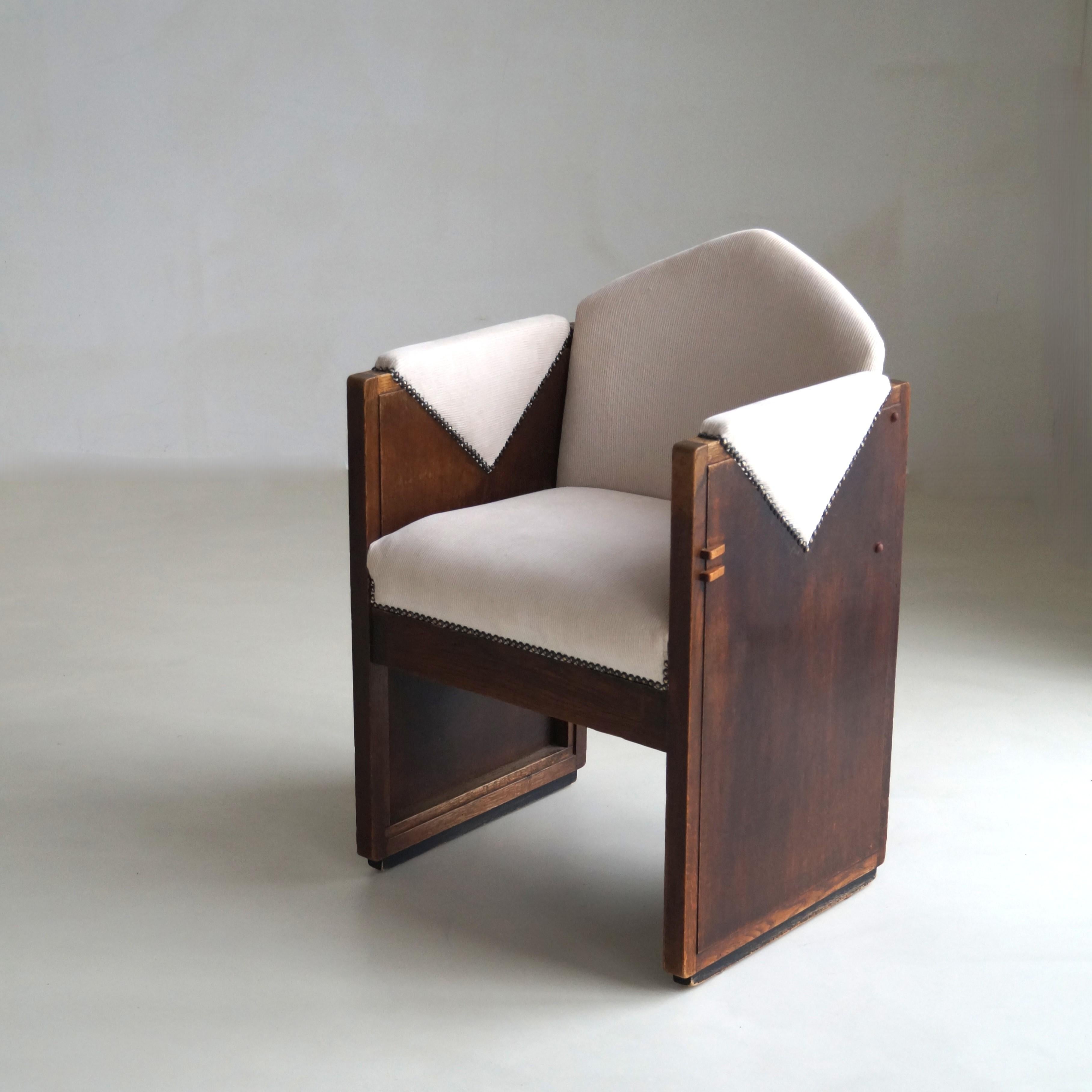 Rare fauteuil Art déco hollandais de l'école d'Amsterdam, années 1920 en vente 4