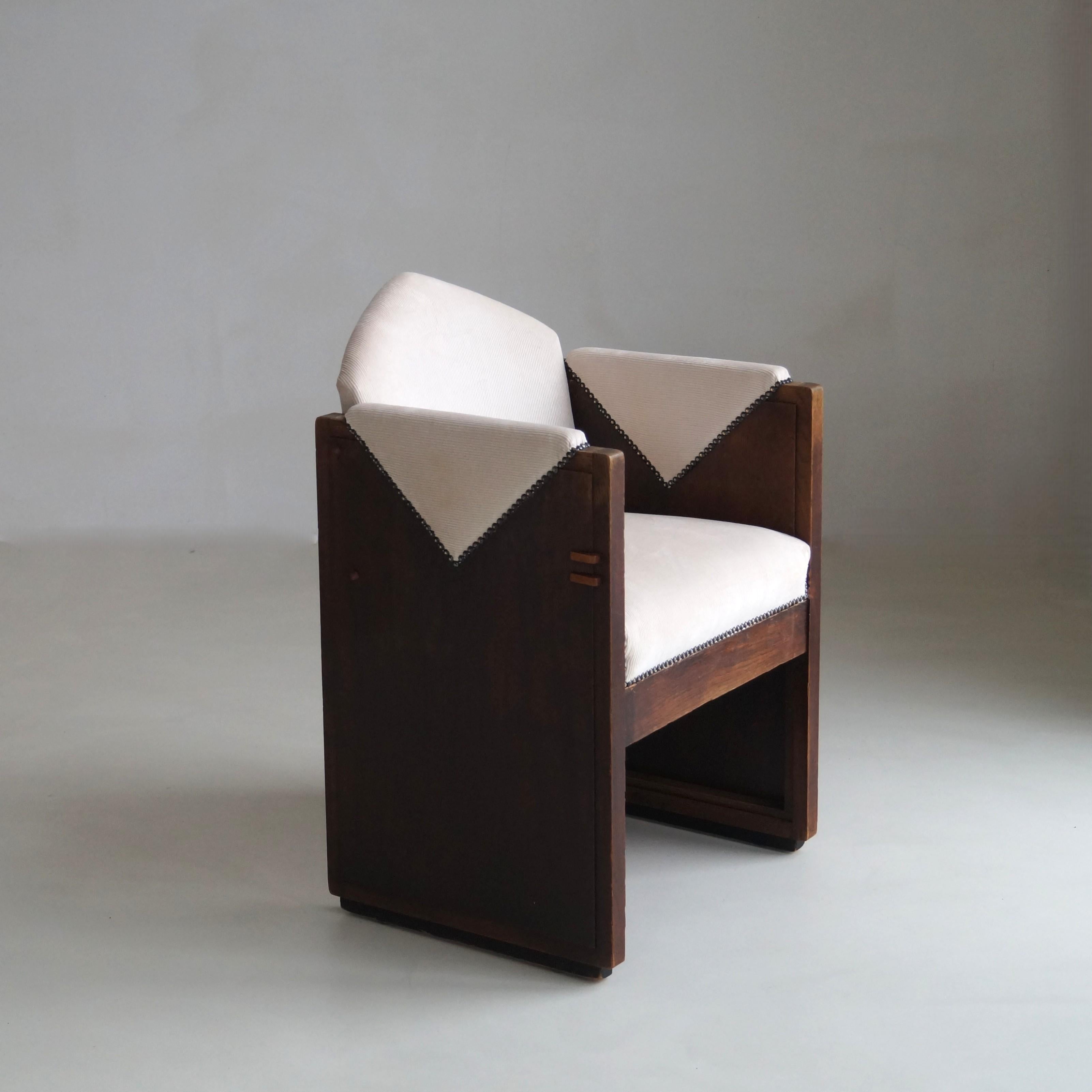 Rare fauteuil Art déco hollandais de l'école d'Amsterdam, années 1920 en vente 11
