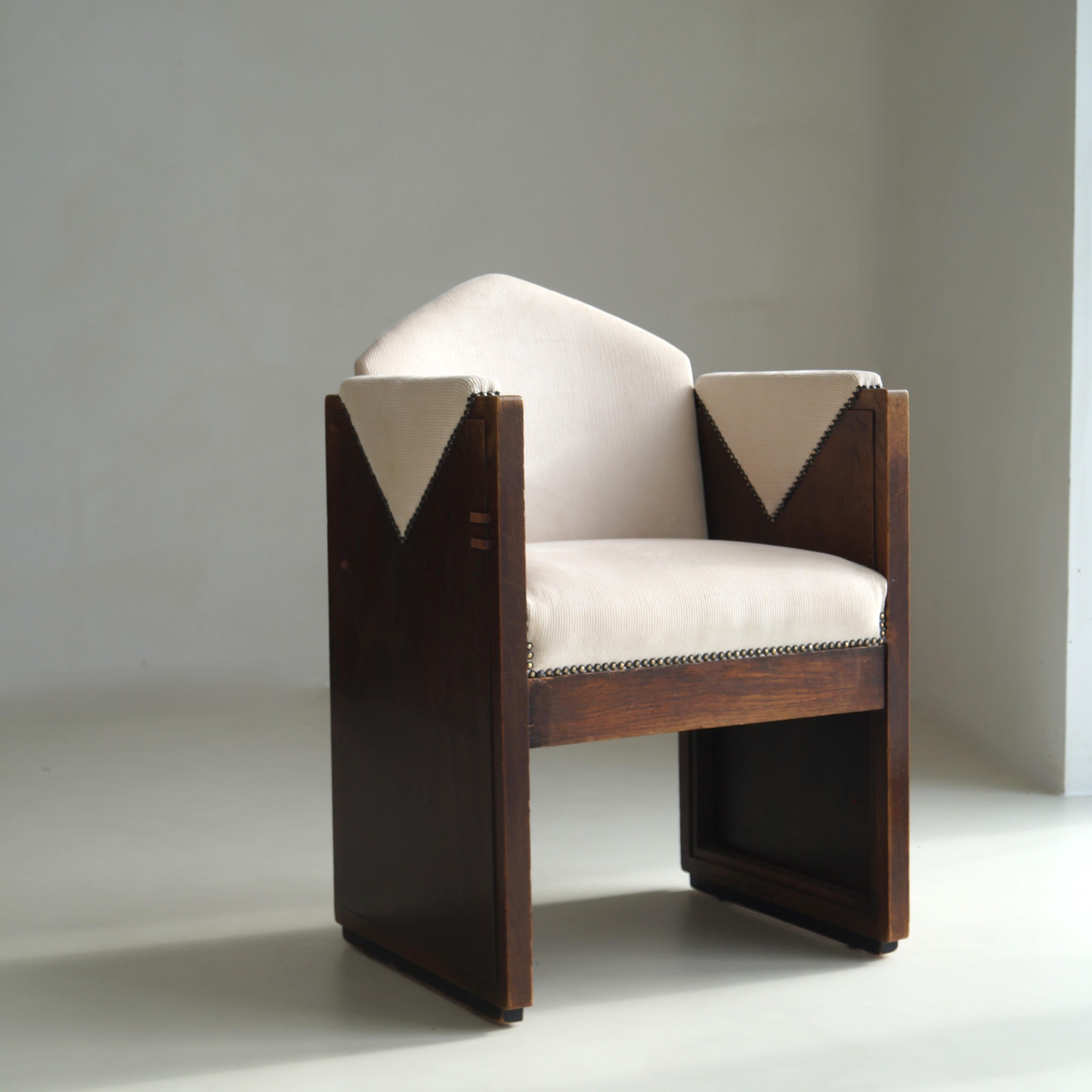 Rare fauteuil Art déco hollandais de l'école d'Amsterdam, années 1920 en vente 13