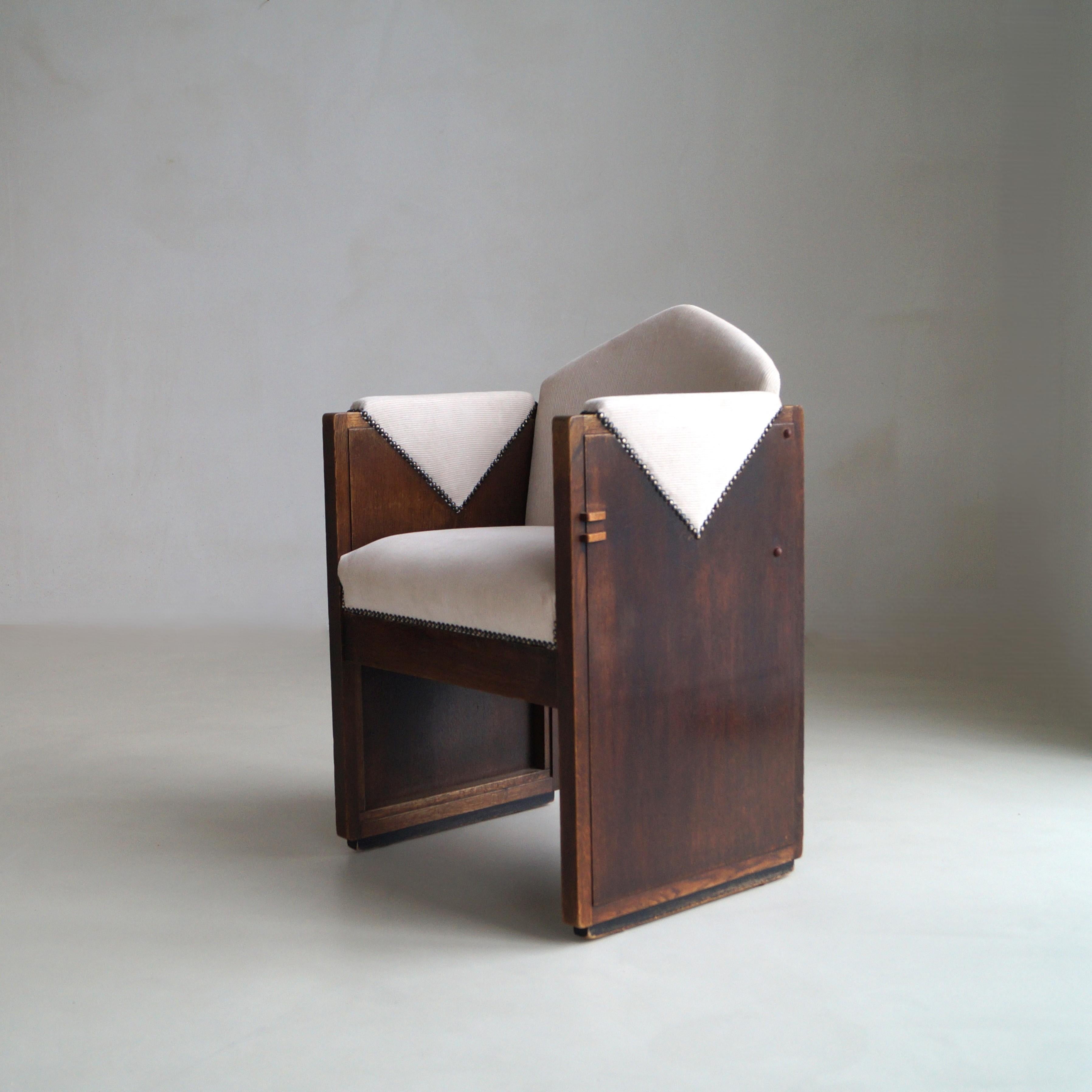 Rare fauteuil Art déco hollandais de l'école d'Amsterdam, années 1920 en vente 3