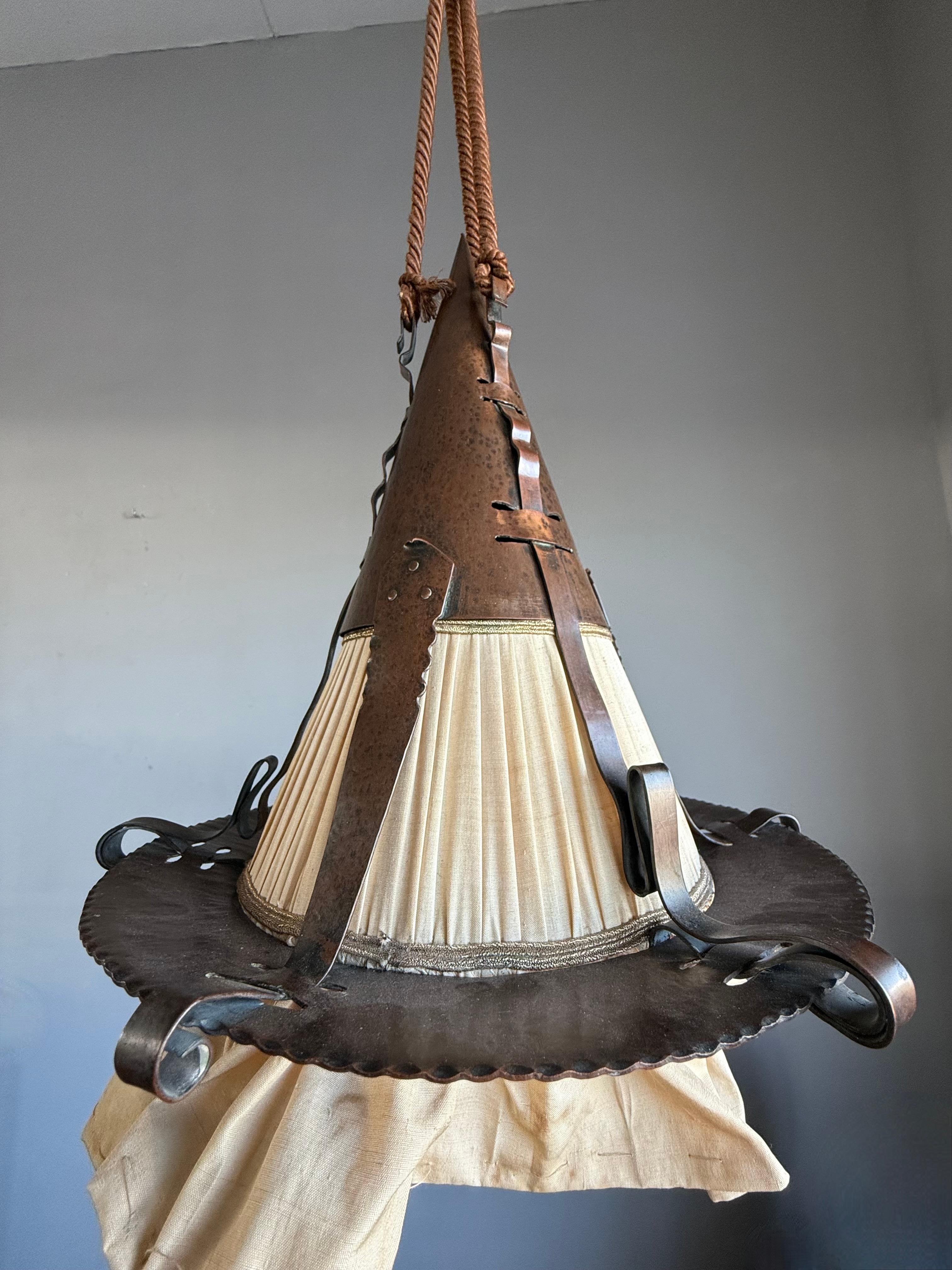 Rare Dutch Arts & Crafts Hand Hammered Copper Hallway Pendant Light Lantern For Sale 2