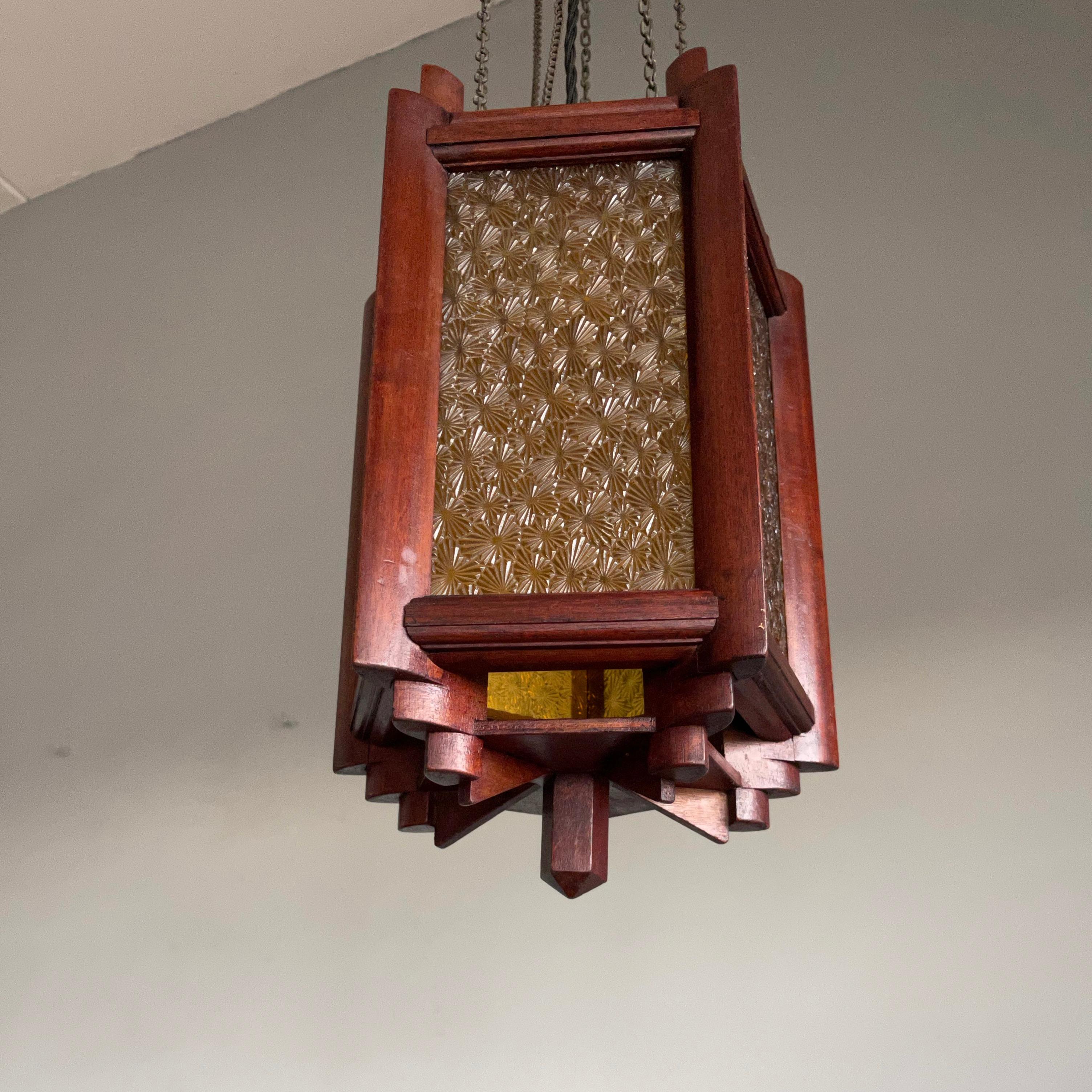 Rare Dutch Arts & Crafts Nutwood and Art Glass Entrance or Hallway Pendant Light In Excellent Condition In Lisse, NL