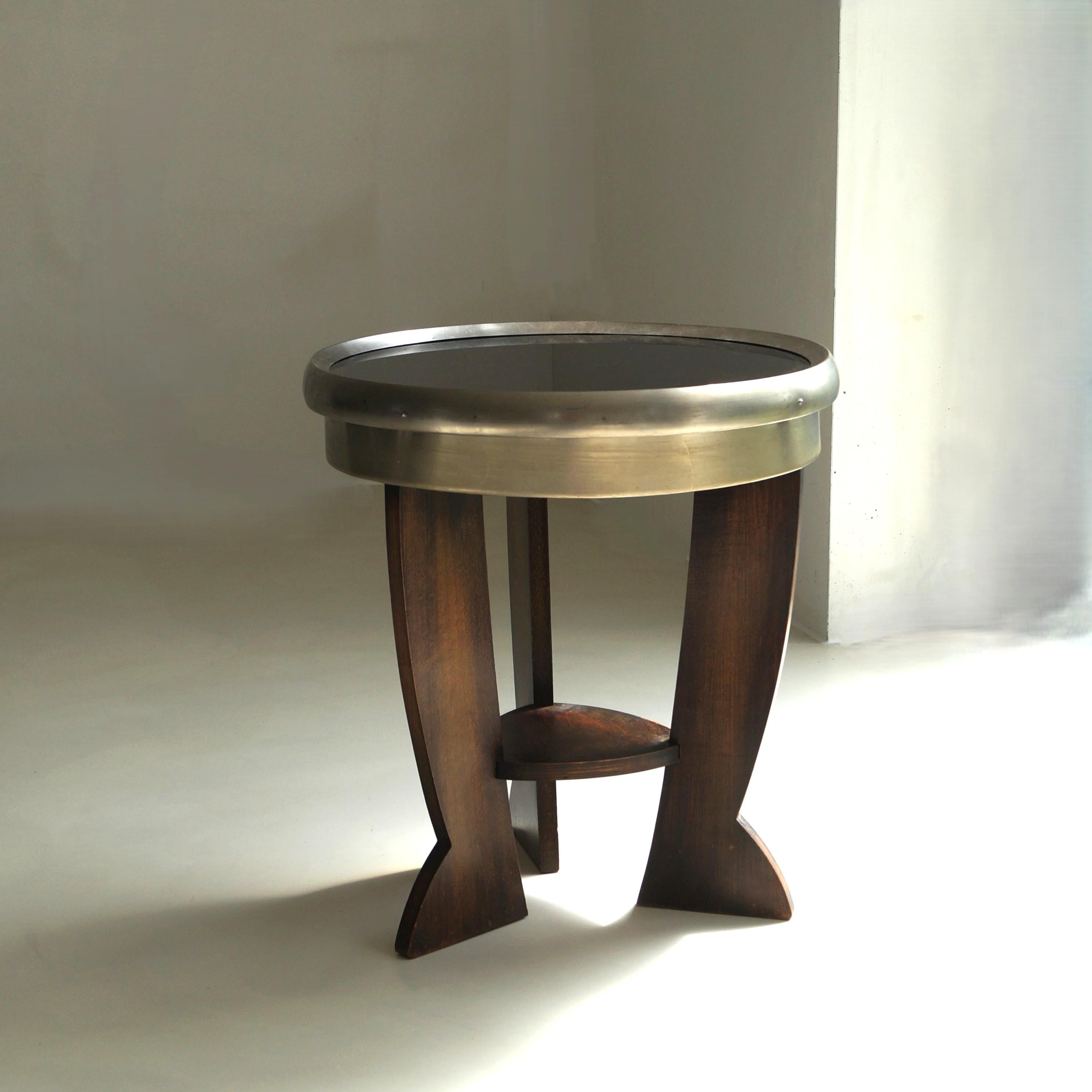 Raro tavolo a treppiede olandese Bauhaus/Art Deco con piano nero, anni '20 in vendita 6